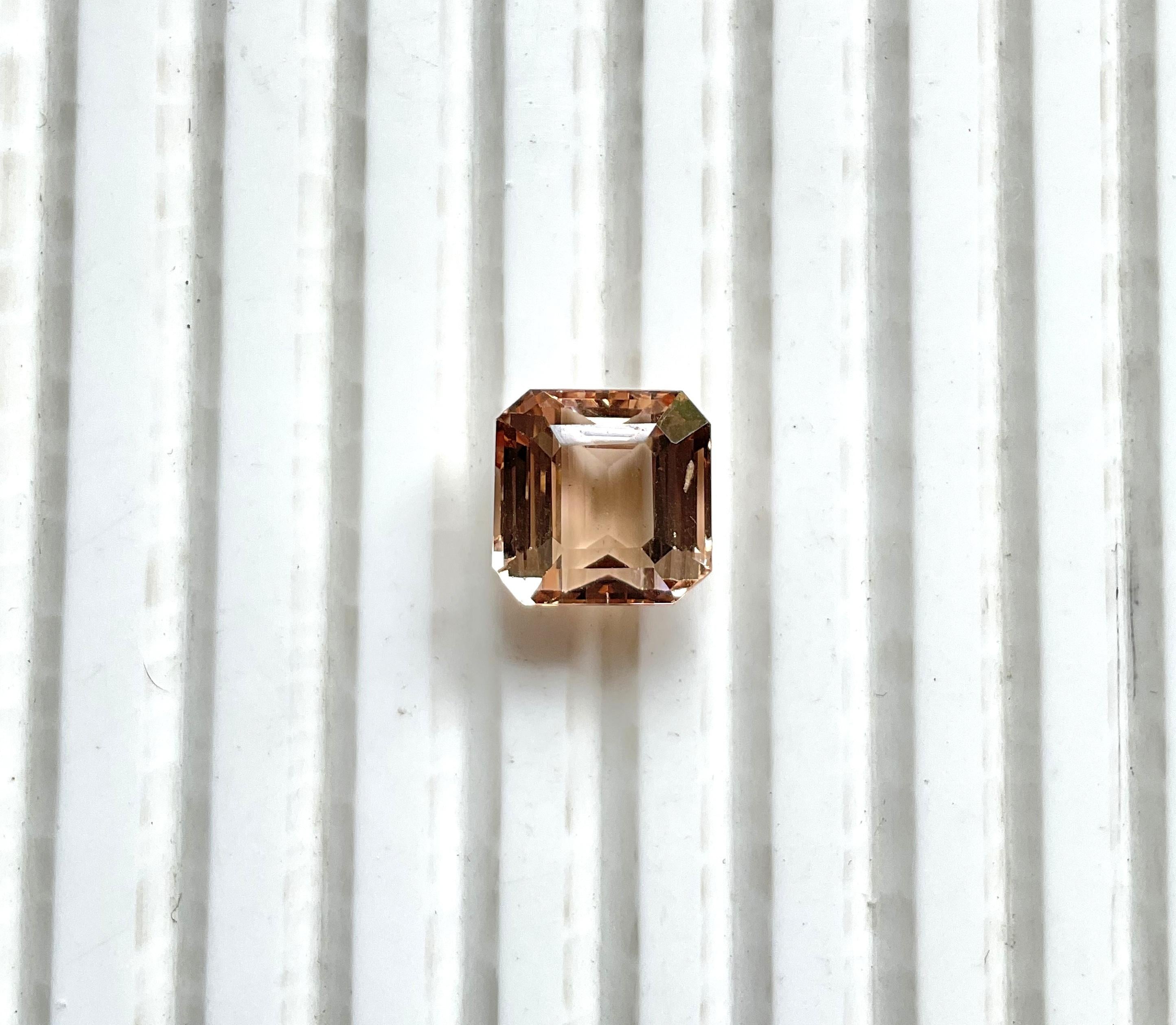 Women's or Men's 6.08 Carats Peach Tourmaline octagon Faceted Fine Jewelry cut stone Natural Gem For Sale