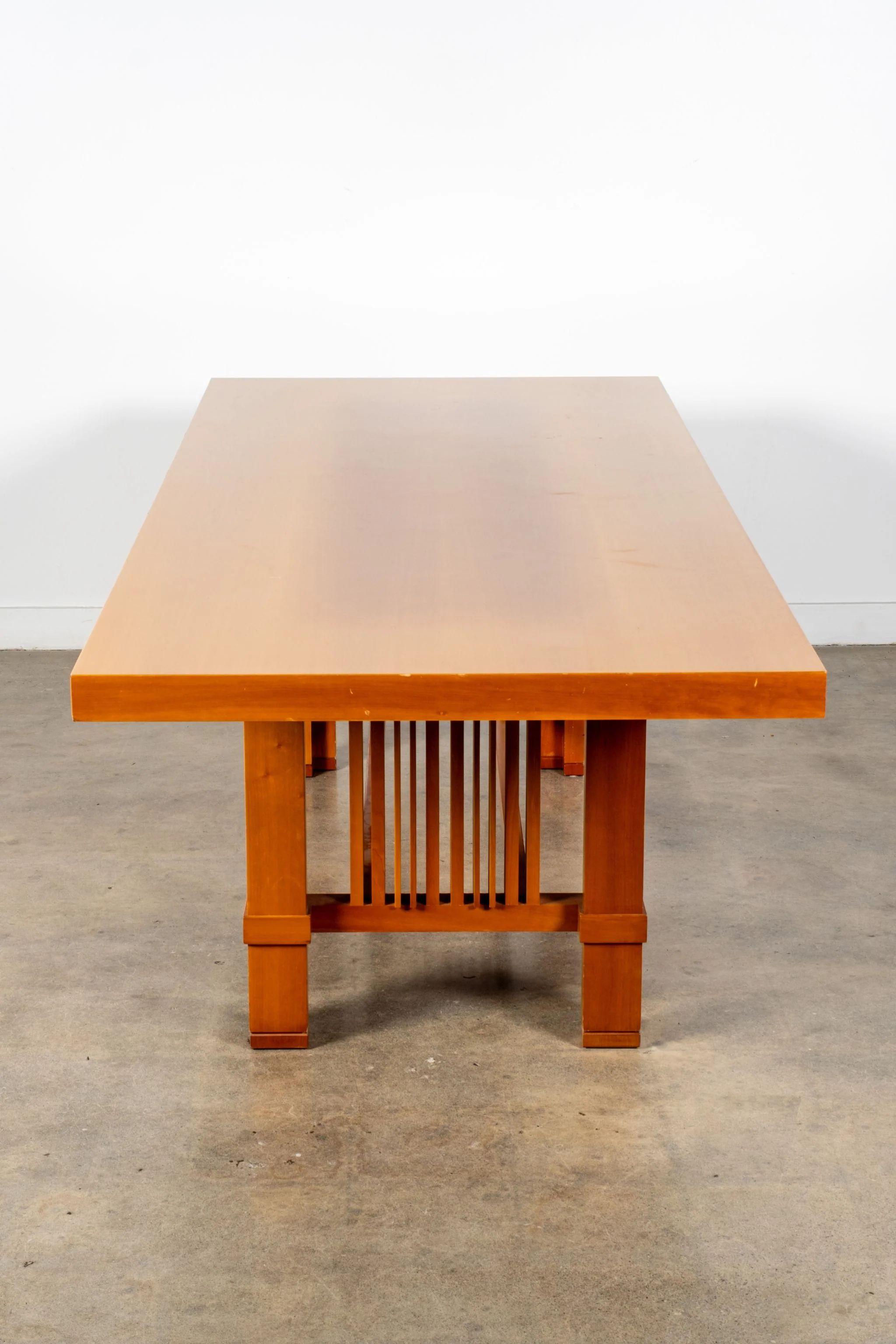 Mid-Century moderno 608 Tavolo da pranzo Taliesin di Frank Lloyd Wright per Cassina in vendita