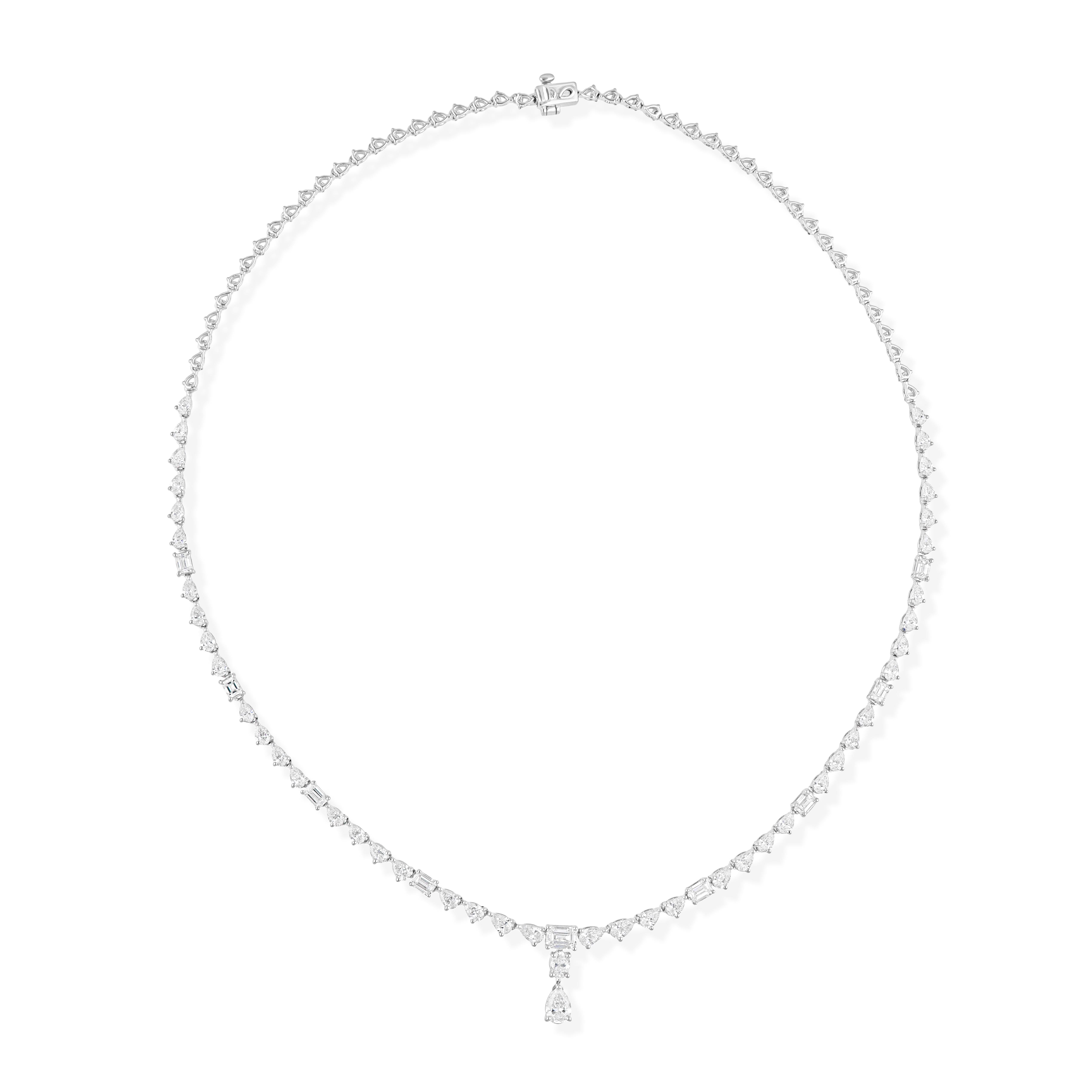 Collier de tennis en diamants fins de 6,08 carats avec pendentif en forme de poire en or blanc 18 carats. Neuf - En vente à Diera, Dubai