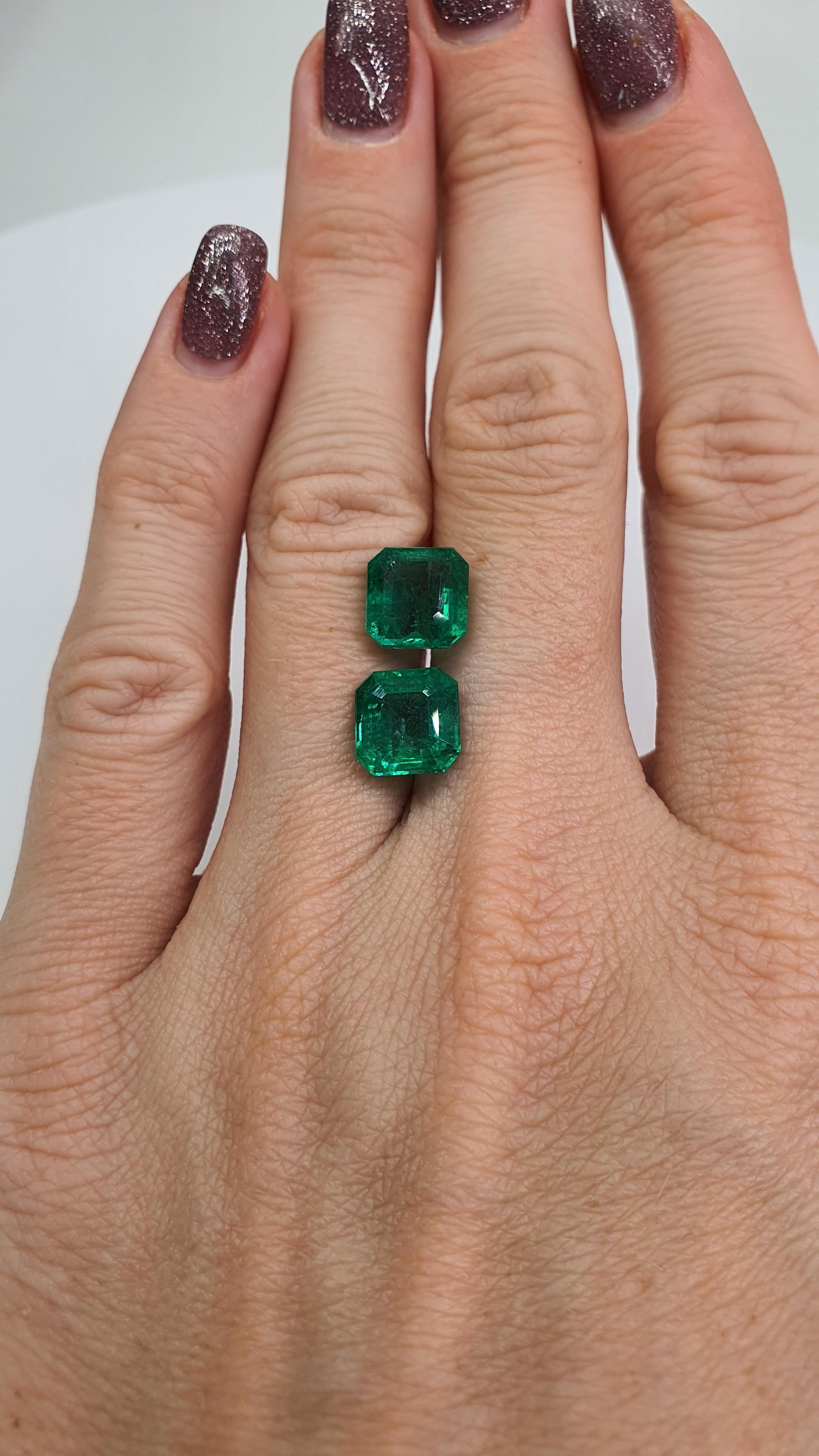 6.09 Carat Emerald Pair, Zambia In New Condition For Sale In Territet, CH