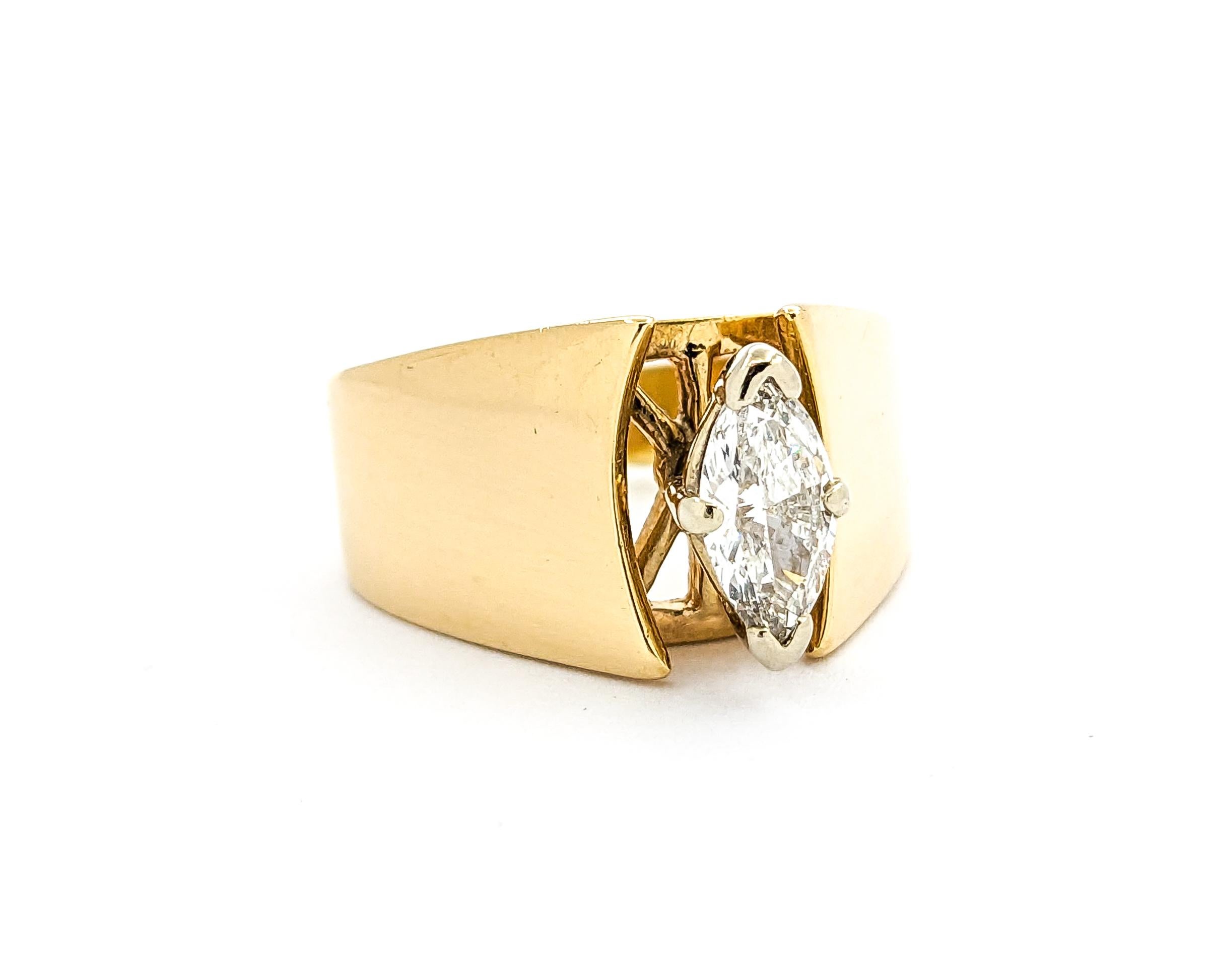 Modern .60ct Diamond Ring in Yellow Gold For Sale