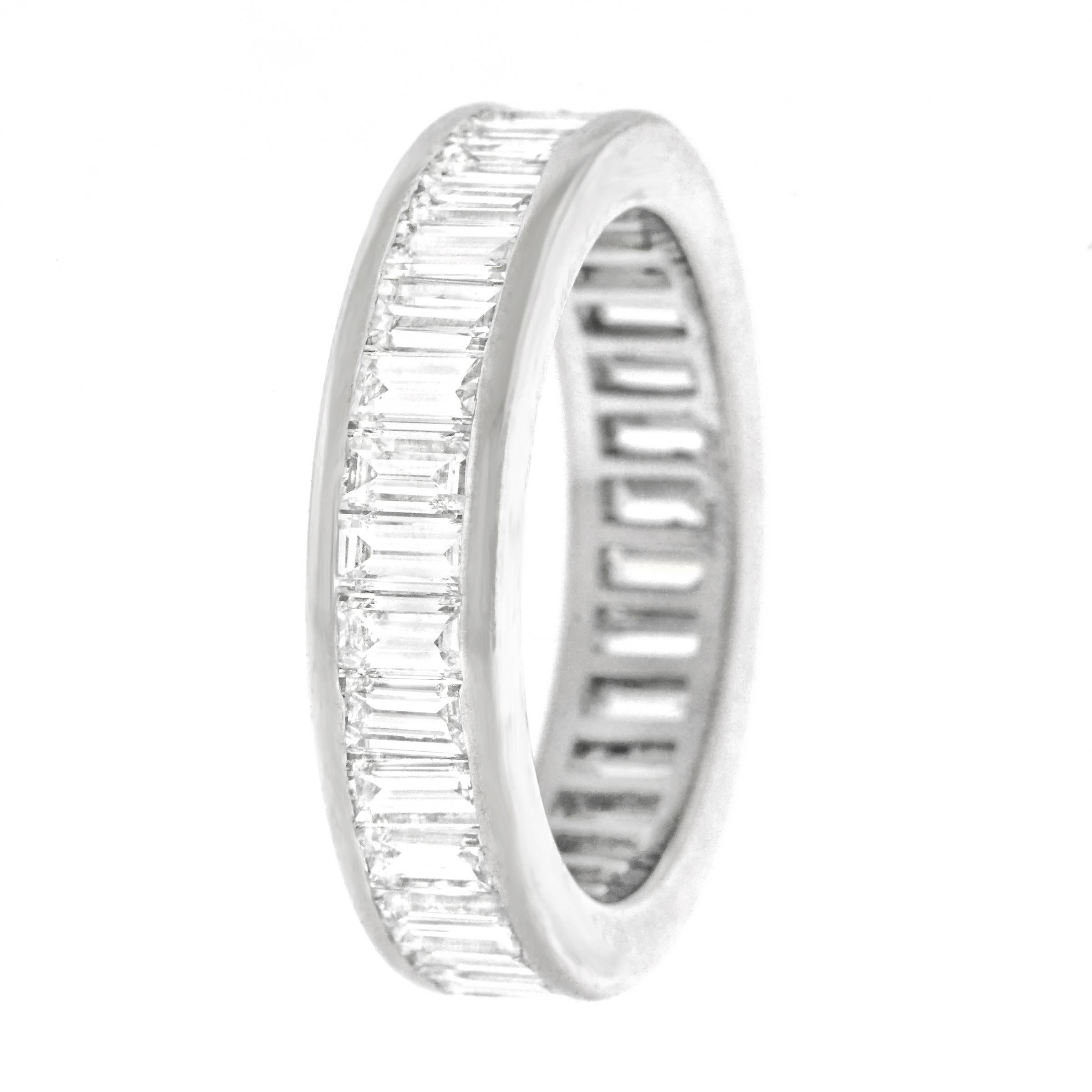 6.0ct Diamond Set Gold Eternity Band In Excellent Condition In Litchfield, CT