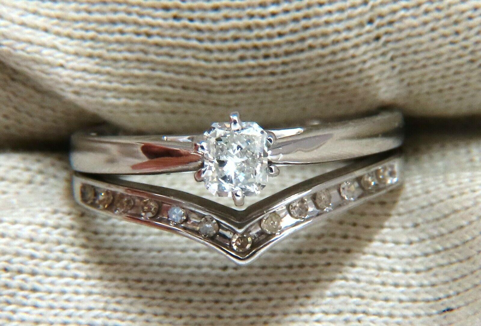 .60ct Natural Cushion Cut Diamond Ring Vintage 18kt In New Condition For Sale In New York, NY