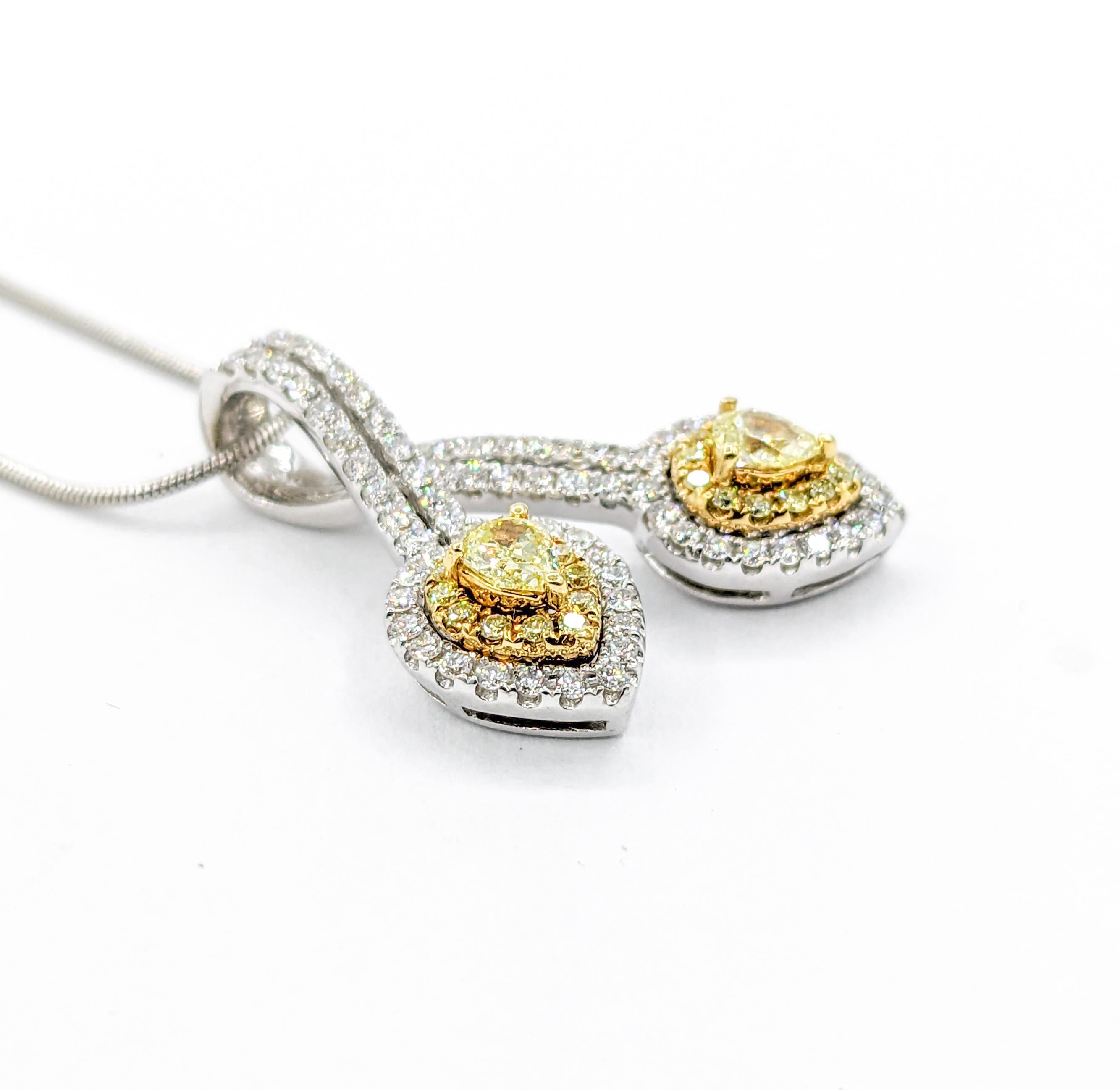 Pendentif en or bicolore avec chaîne et diamant de 0,60ctw  Pour femmes en vente