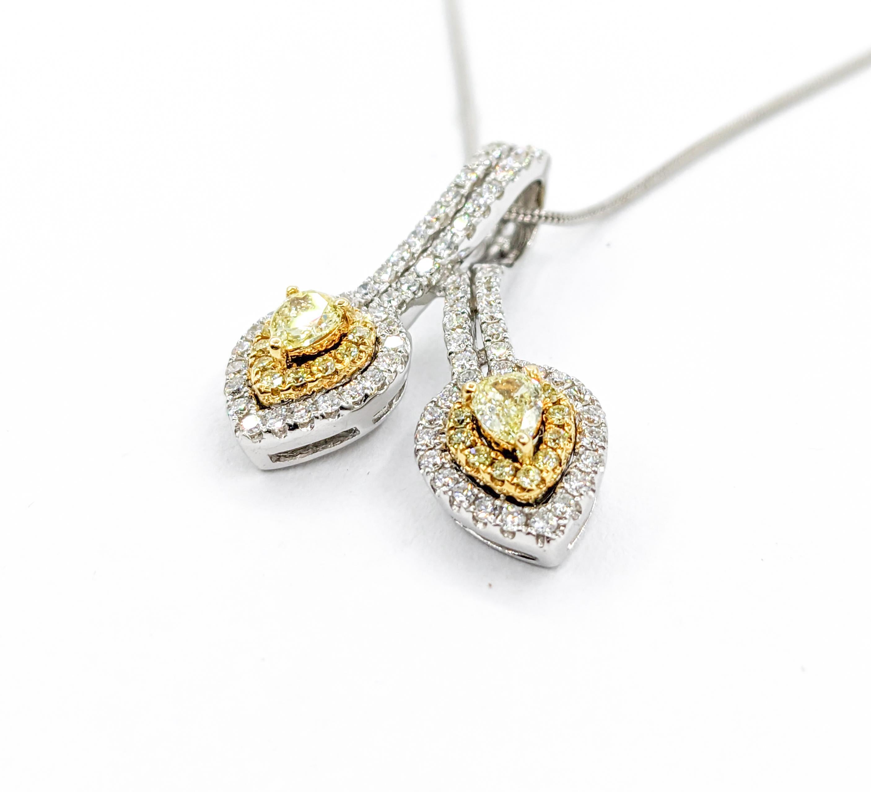 Pendentif en or bicolore avec chaîne et diamant de 0,60ctw  en vente 1