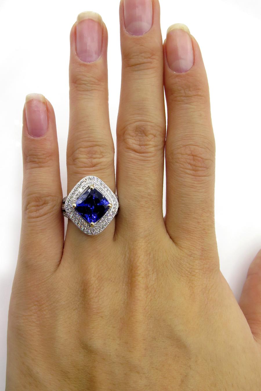 6.0 Carat Vintage Cushion Natural Dark Tanzanite Diamond Platinum 18 Karat Ring 4