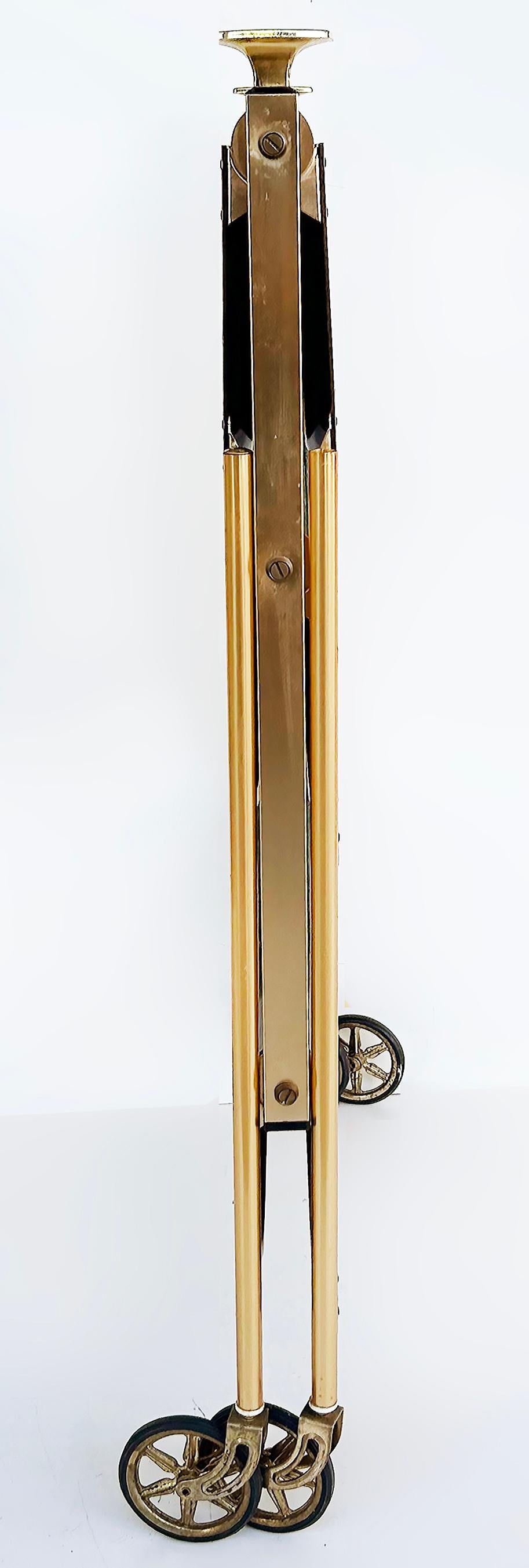 '60s 3-Tier Brass Lucite Folding Rolling Dessert Serving Cart on Casters For Sale 2