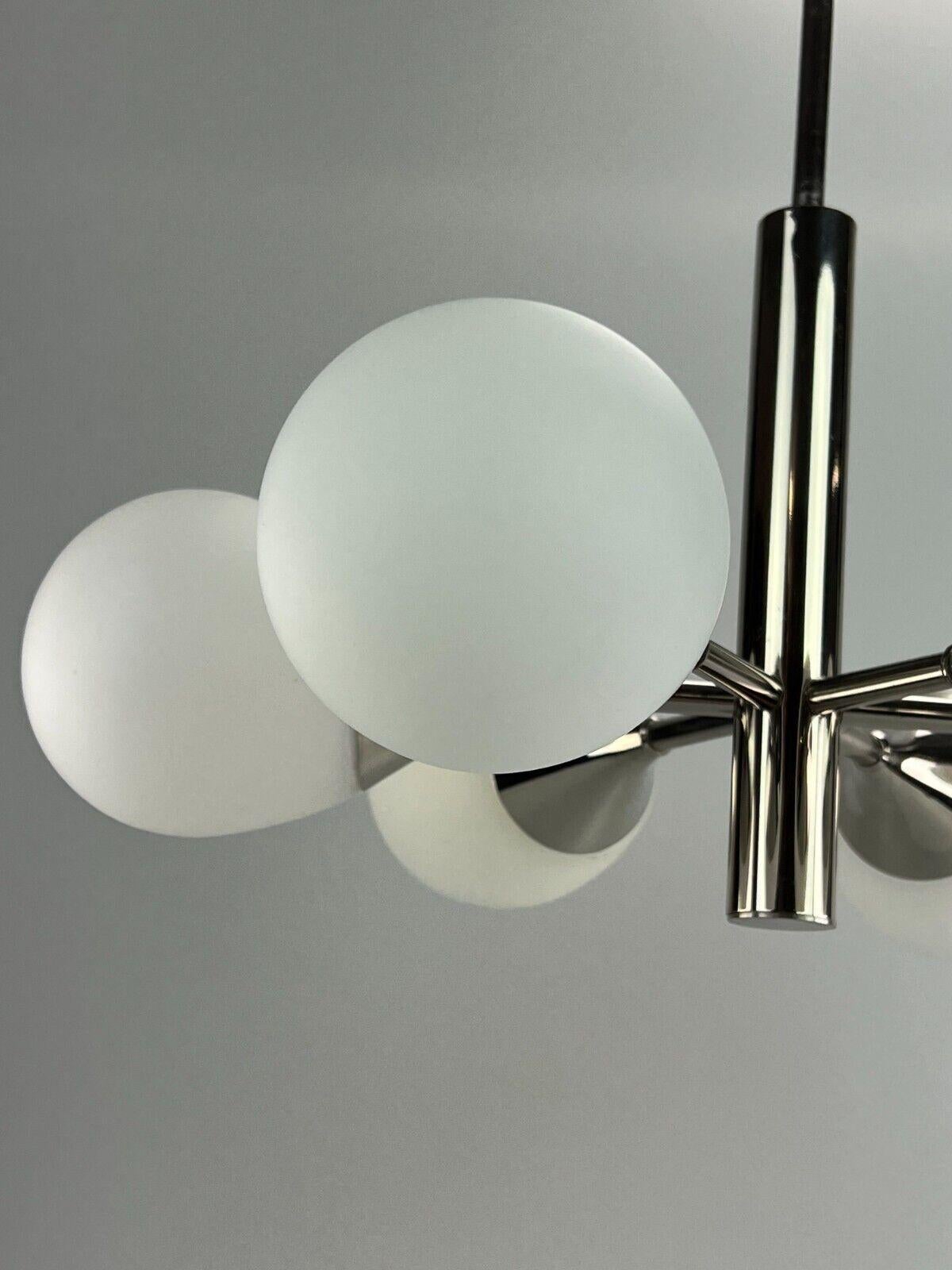 Sputnik-Kronleuchter aus 6-Flame-Glas, Kaiser Leuchten, Opalglas-Design, 1960er und 1970er Jahre (Metall) im Angebot