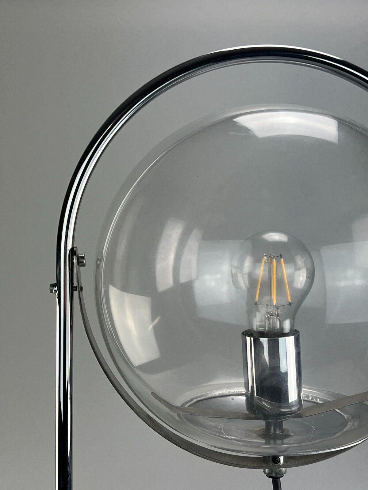 Fin du 20e siècle Lampe de table, lampe à boule, design ère spatiale, verre et métal, années 60/70 en vente