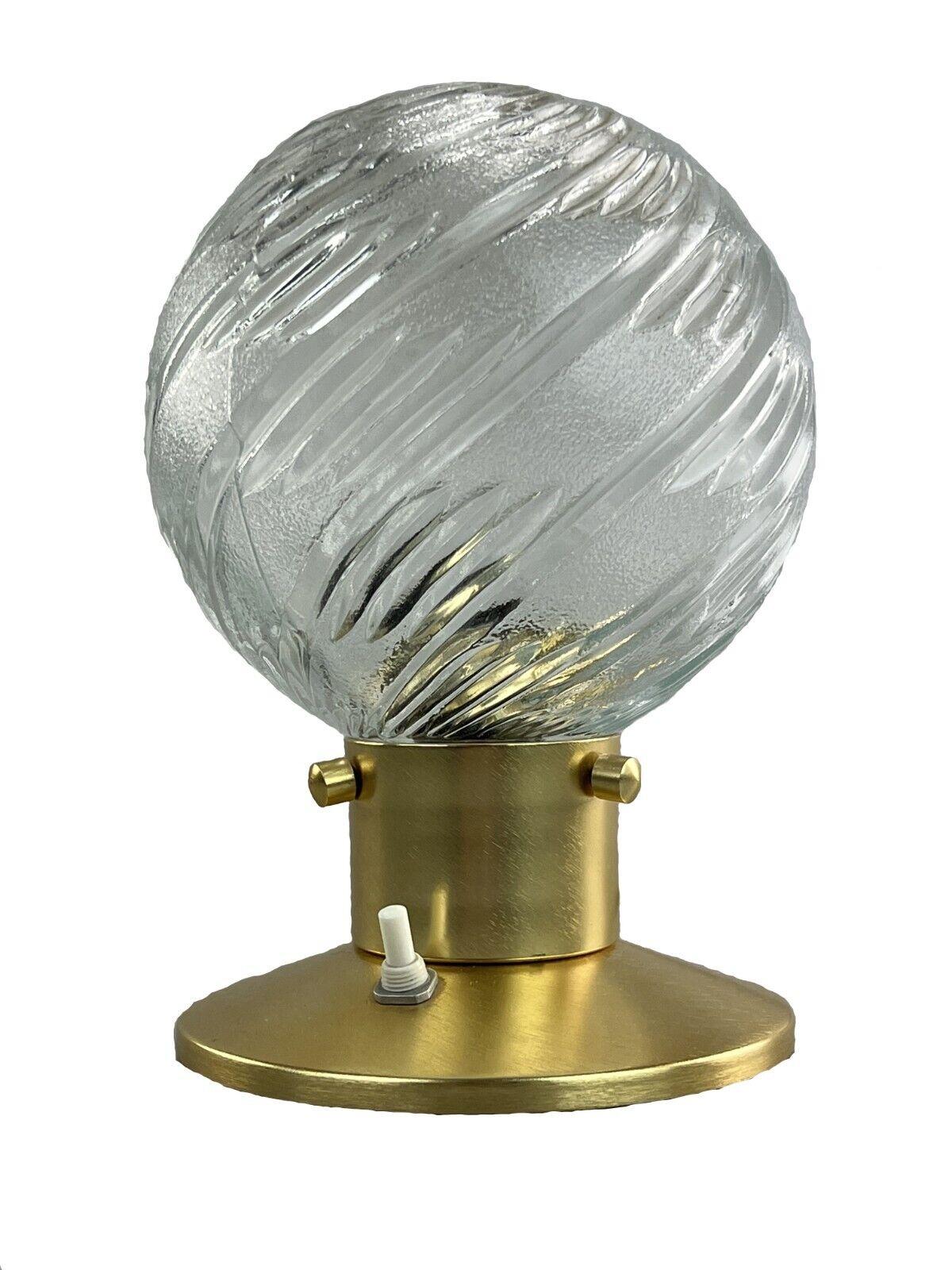 60er 70er Jahre Kugellampe Licht Tischlampe Nachttischlampe Space Age Design

Objekt: Tischleuchte

Hersteller:

Zustand: gut

Alter: etwa 1960-1970

Abmessungen:

Durchmesser = 16cm
Höhe = 22cm

Sonstige