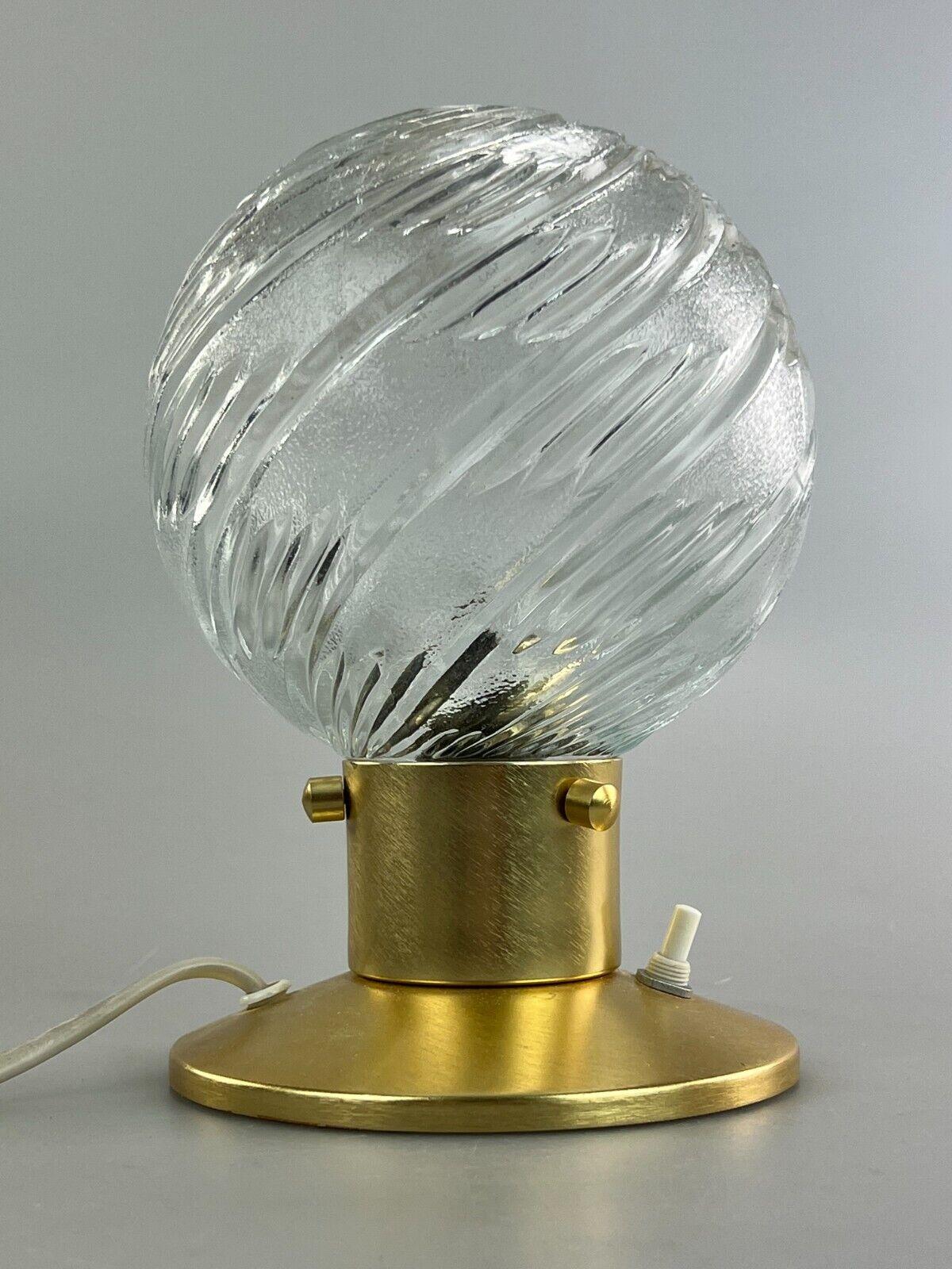 60er Jahre 70er Jahre Kugellampe, Tischlampe, Nachttischlampe, Space Age Design (Messing) im Angebot