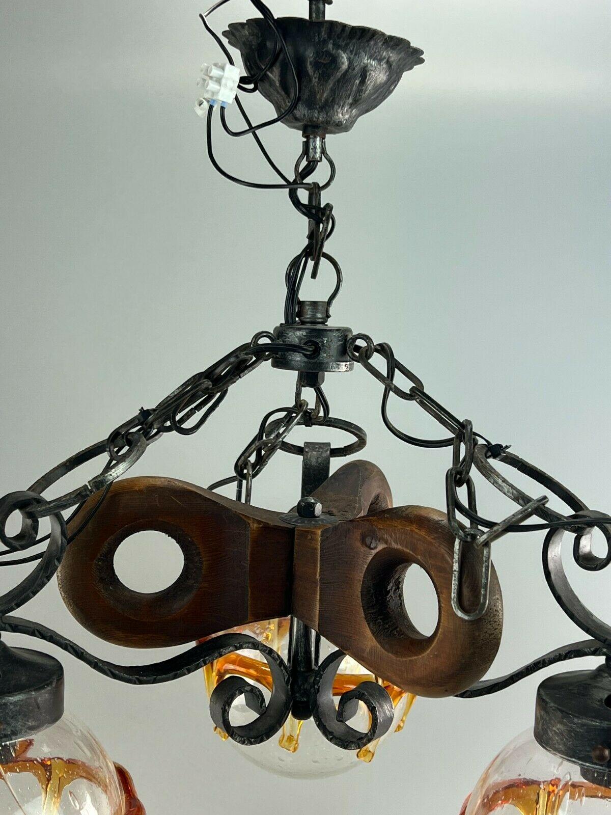 Fin du 20e siècle Plafonnier brutaliste des années 60 et 70 - Lampe suspendue en fer et verre de Murano  en vente