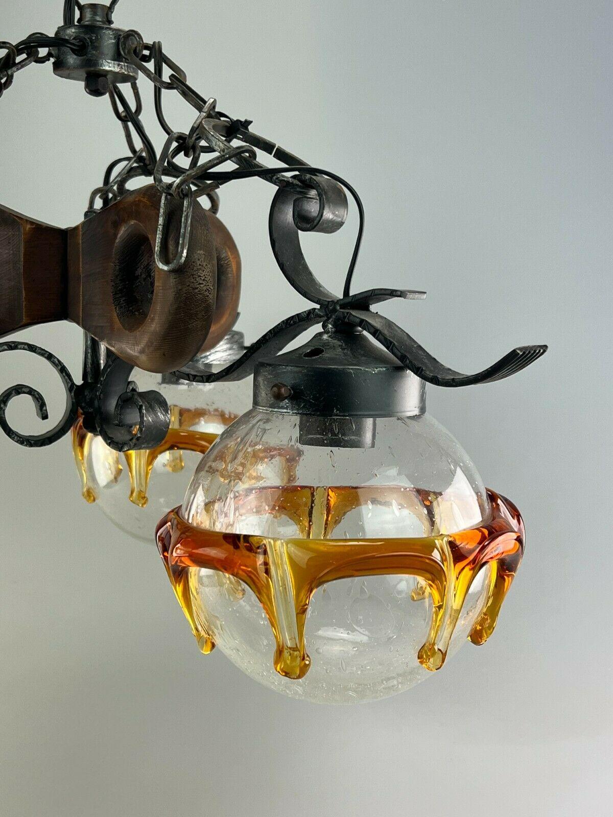 Verre Plafonnier brutaliste des années 60 et 70 - Lampe suspendue en fer et verre de Murano  en vente