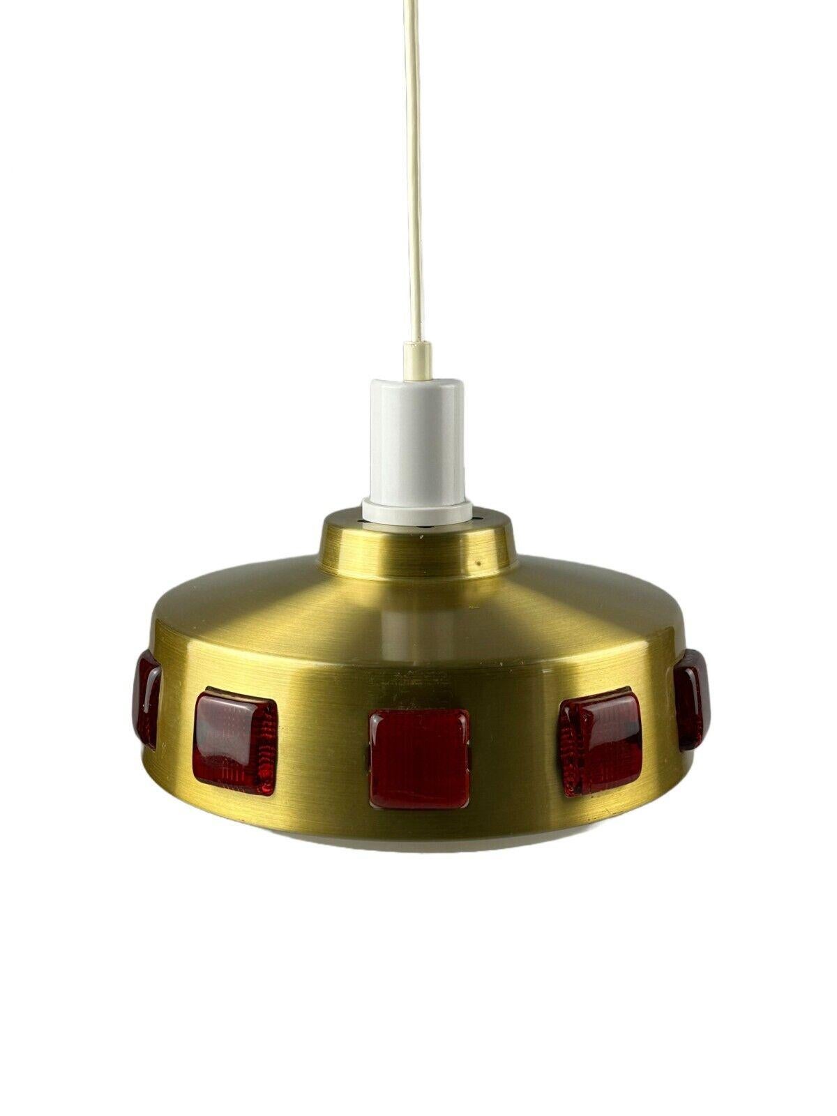 60s 70s ceiling lamp Einar Backström & Erik Höglund metal made in Sweden

Object: ceiling lamp

Manufacturer:

Condition: good

Age: around 1960-1970

Dimensions:

Diameter = 31.5cm
Height = 20cm

Material: glass, metal

Other notes:

E27
