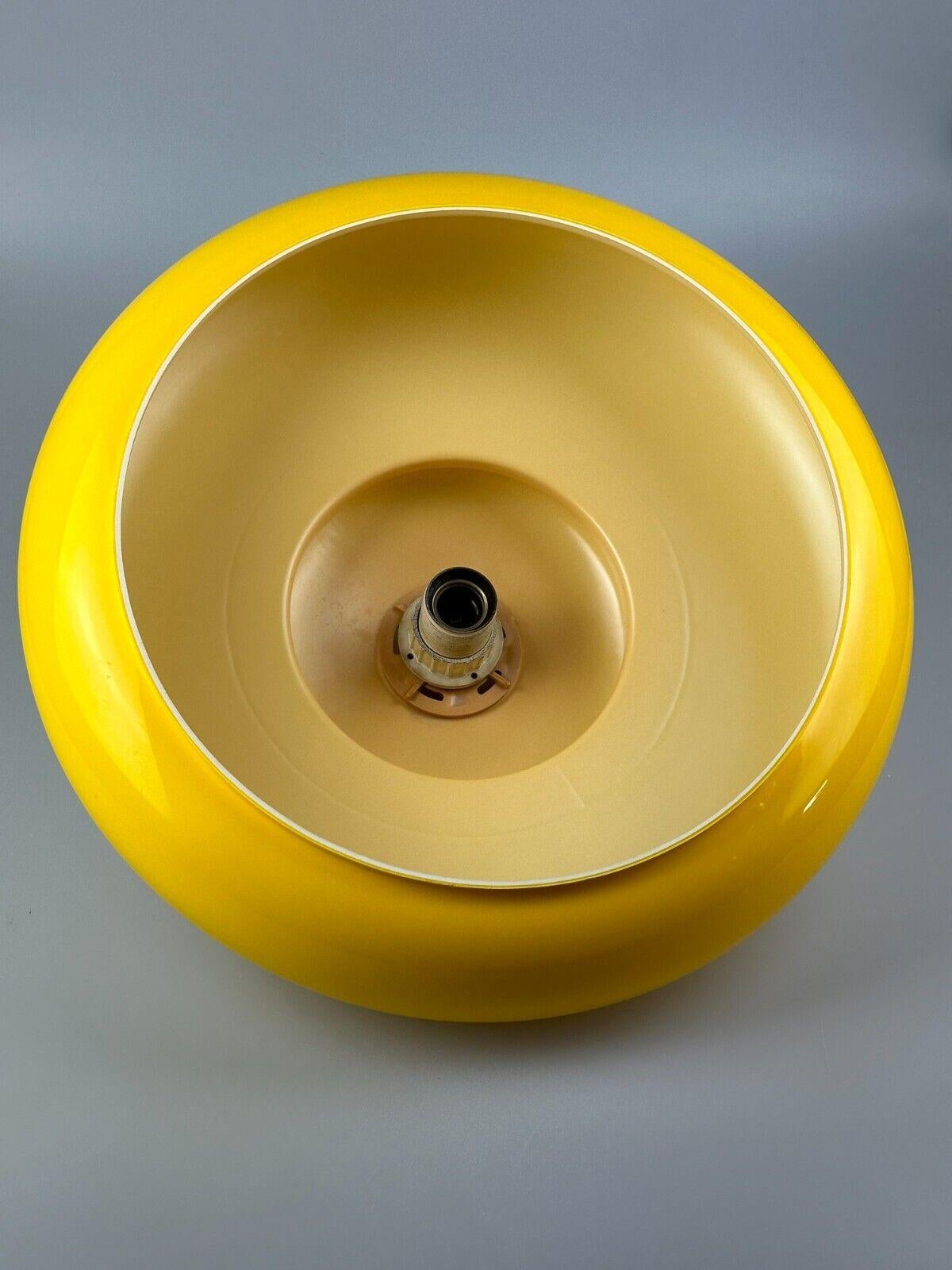 Lampada da soffitto anni '60-'70 a sospensione in plastica cromo metallo design space age in vendita 11