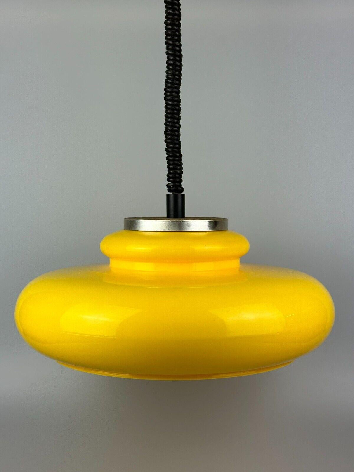 Tedesco Lampada da soffitto anni '60-'70 a sospensione in plastica cromo metallo design space age in vendita