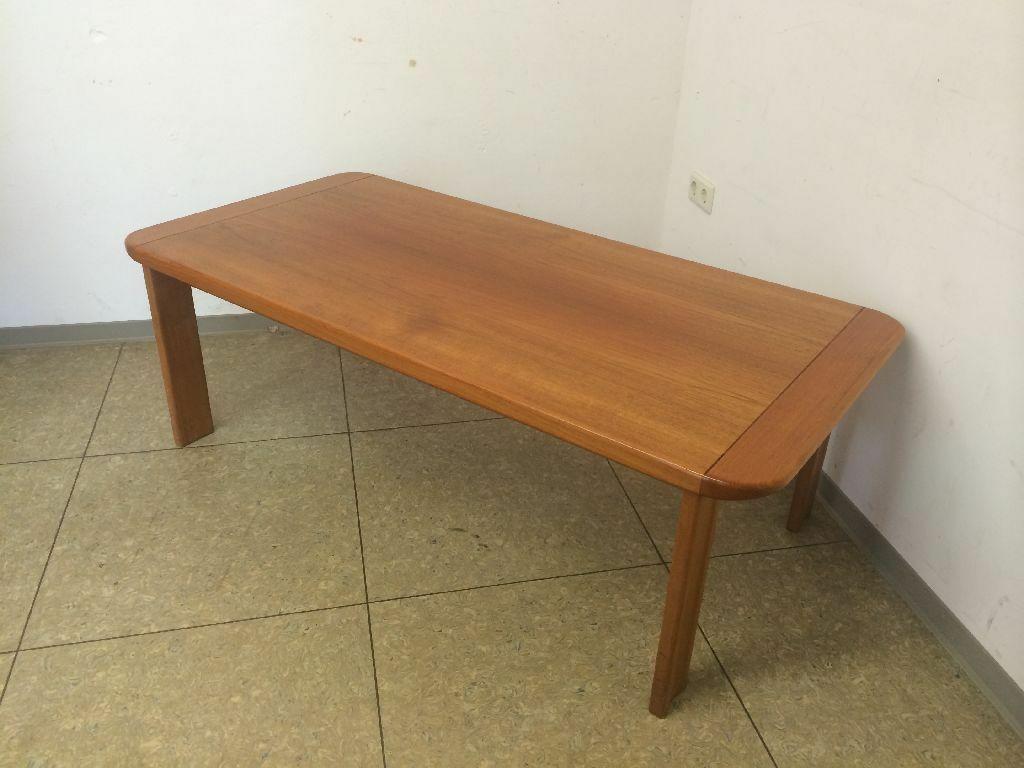 60s 70s Coffee table coffee table teak Danish Design Denmark 60s 70s.

Object: coffee table

Manufacturer:

Condition: good

Age: around 1960-1970

Dimensions:

149.5cm x 72.5cm x 50cm

Other notes:

The pictures serve as part of the