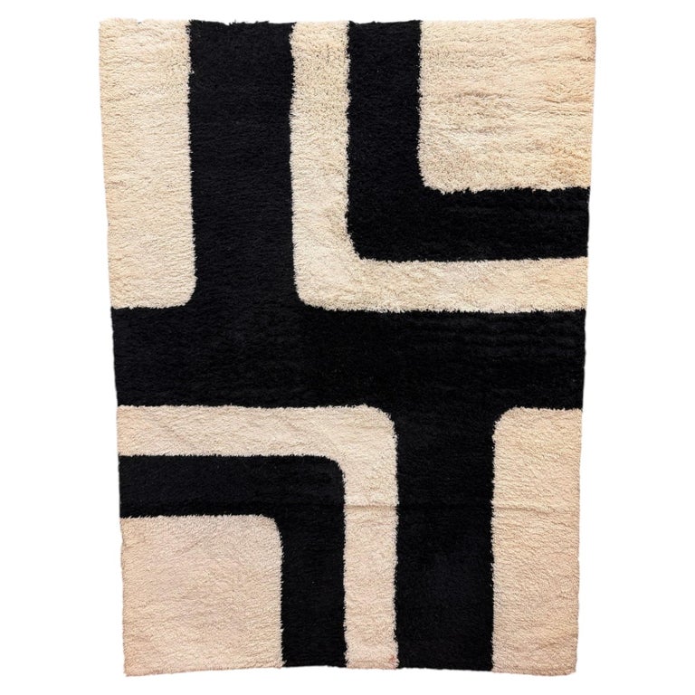 60s 70s Black Interlocking Lines, UNUSED, Rya Rug, Danish, Modern Mid Century