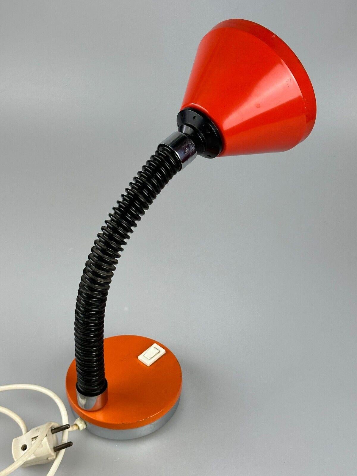 Lampe de bureau Allemagne Design flexible ère de l'espace des années 60 et 70 en vente 12