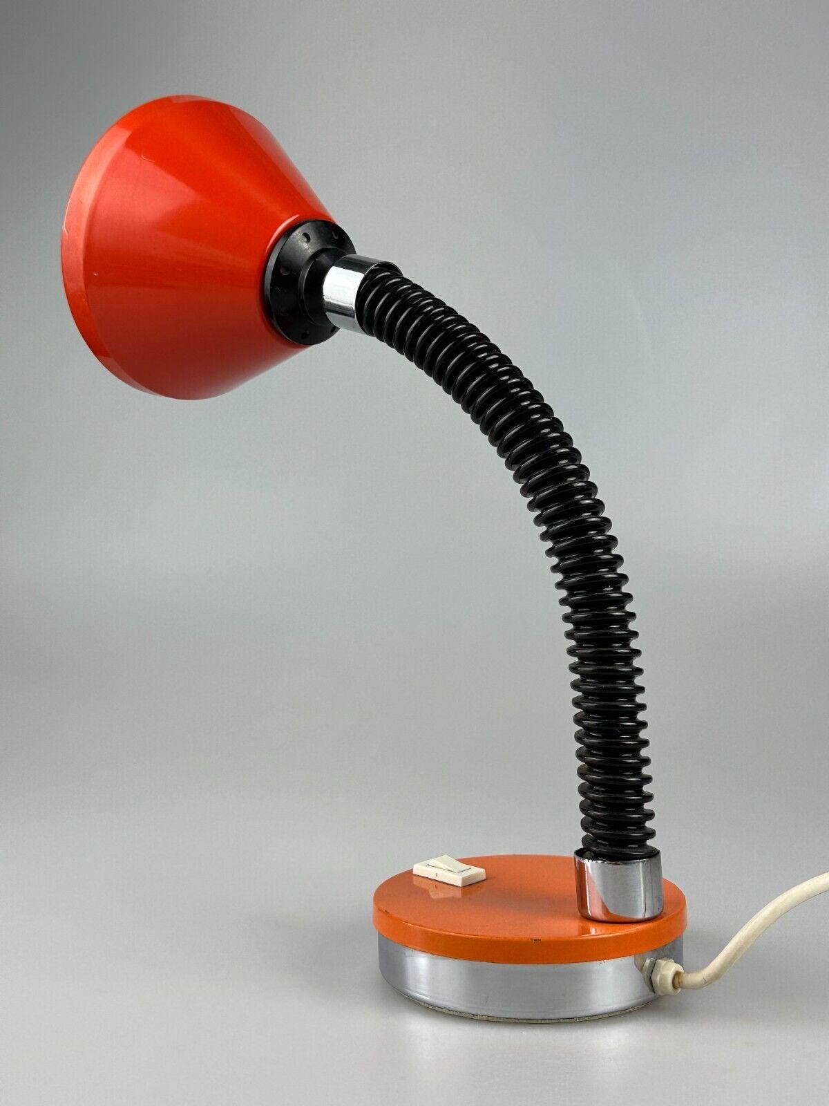 Métal Lampe de bureau Allemagne Design flexible ère de l'espace des années 60 et 70 en vente