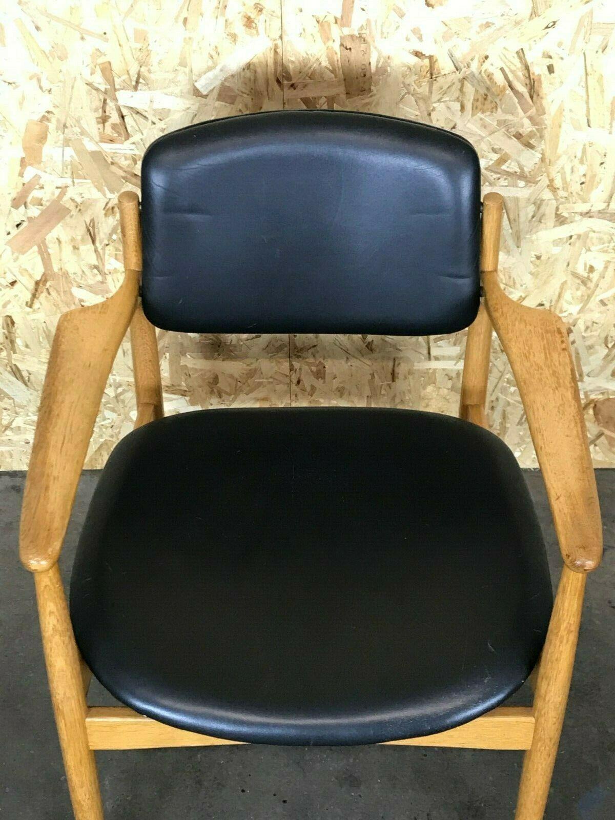 60s 70s Dining Chair Arm Chair Danish Design Oak Eiche Denmark In Fair Condition For Sale In Neuenkirchen, NI