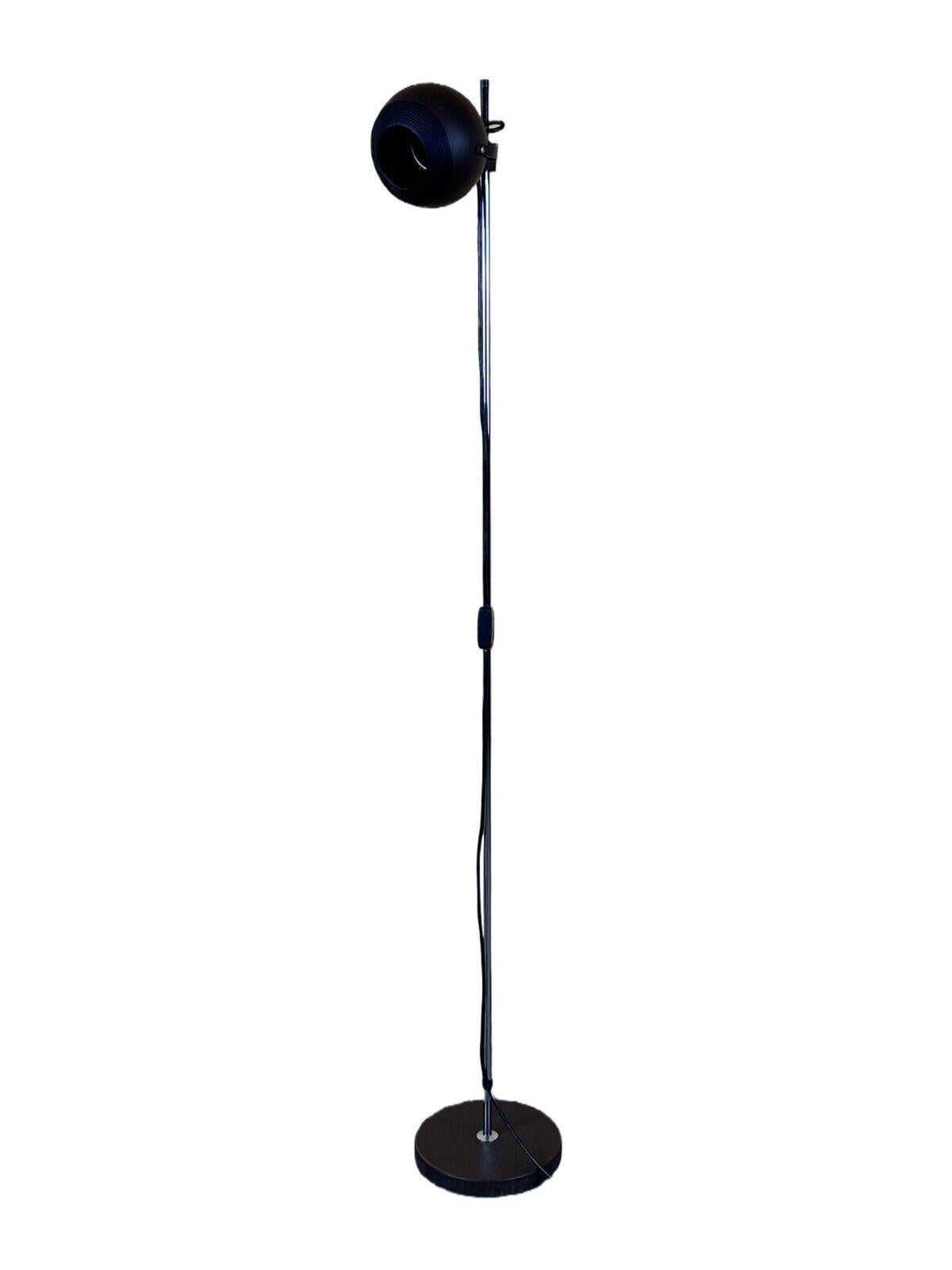 60s 70s floor lamp ball lamp metal Space Age

Object: floor lamp

Manufacturer:

Condition: good - vintage

Age: around 1960-1970

Dimensions:

Width = 33cm
Depth = 22cm
Height = 151cm

Material: metal, plastic

Other notes:

E27 socket

The