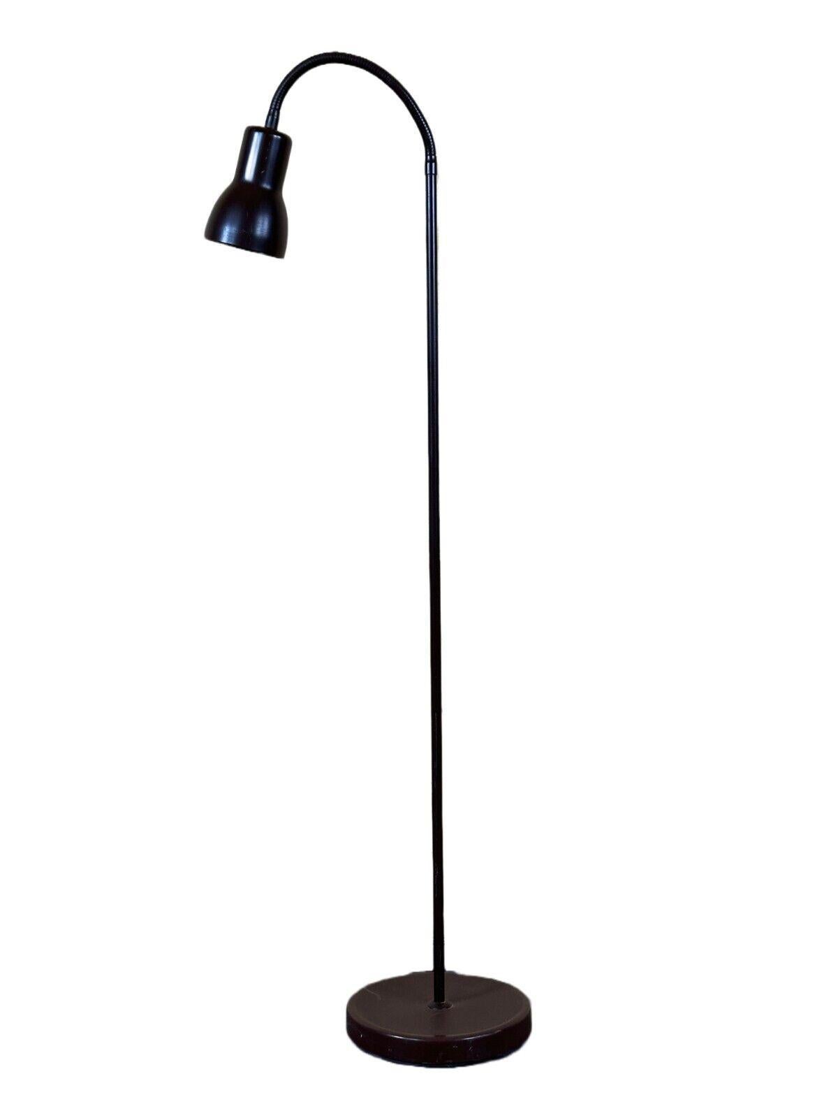 60s 70s floor lamp space age design metal

Object: floor lamp

Manufacturer: EH

Condition: good - vintage

Age: around 1960-1970

Dimensions:

Width = 38cm
Depth = 22cm
Height = 113cm

Material: metal

Other notes:

E27 socket

The pictures serve