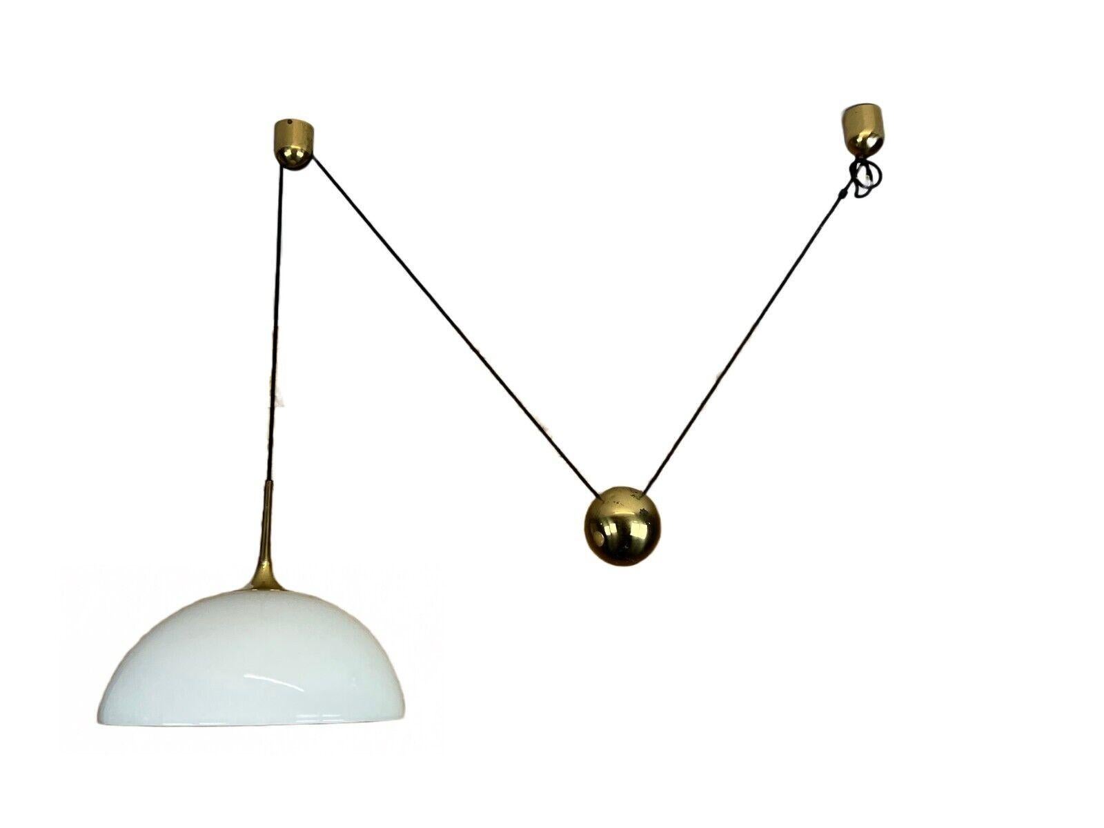 60s 70s lamp ceiling lamp hanging lamp Florian Schulz brass white design

Object: ceiling lamp

Manufacturer: Florian Schulz

Condition: good - vintage

Age: around 1960-1970

Dimensions:

Width = 130cm
Height = 96cm
Depth =