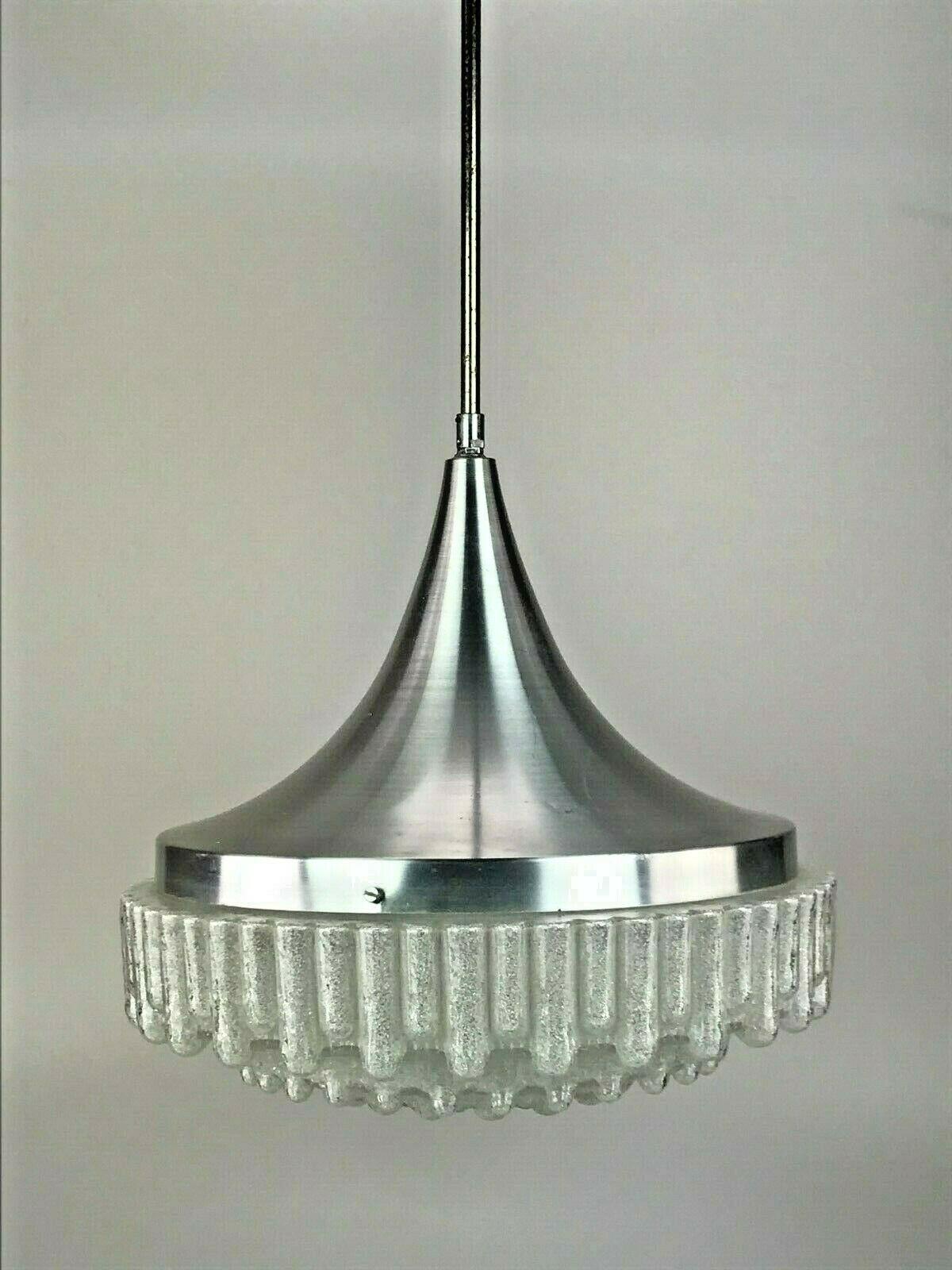 60s 70s lamp hanging lamp ball lamp bubble chrome glass space age design

Object: ceiling lamp

Manufacturer:

Condition: good - vintage

Age: around 1960-1970

Dimensions:

Diameter = 35cm
Height = 83cm

Other notes:

The pictures