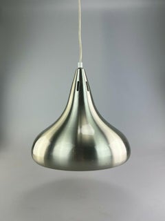 Lampada anni '60-'70 Lampada da soffitto in alluminio A Space Age Design