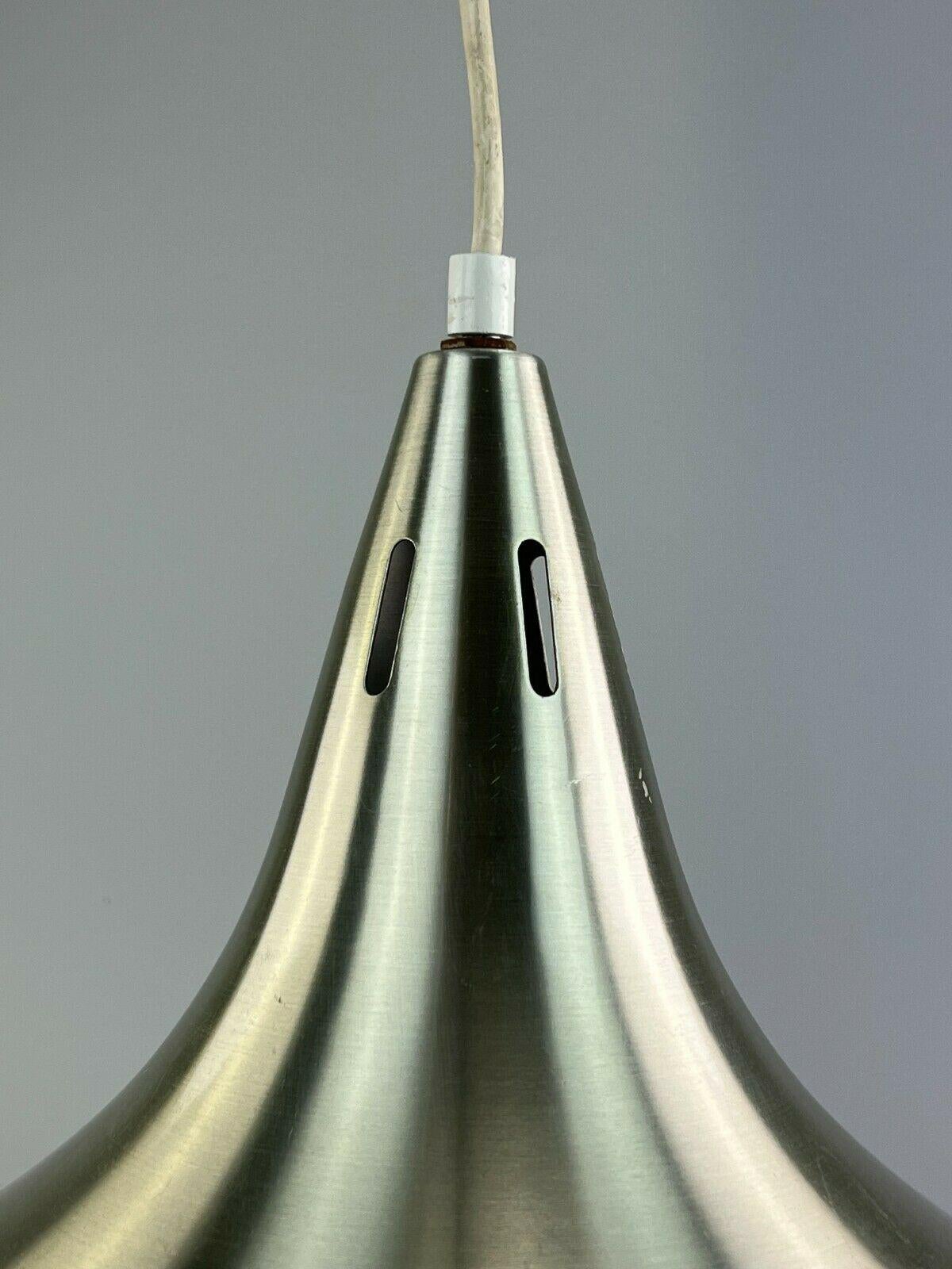 Fine XX secolo Lampada anni '60-'70 Lampada da soffitto in alluminio A Space Age Design in vendita
