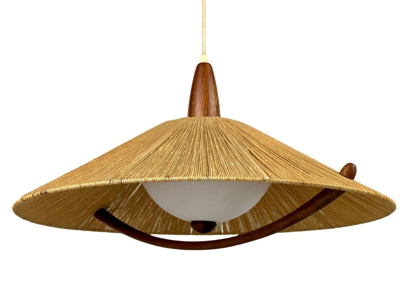 60s 70s lamp light ceiling lamp hanging lamp Temde Switzerland teak sisal

Object: ceiling lamp

Manufacturer: Temde

Condition: good

Age: around 1960-1970

Dimensions:

Diameter = 55.5cm
Height = 30cm

Other notes:

E27 socket

The pictures serve