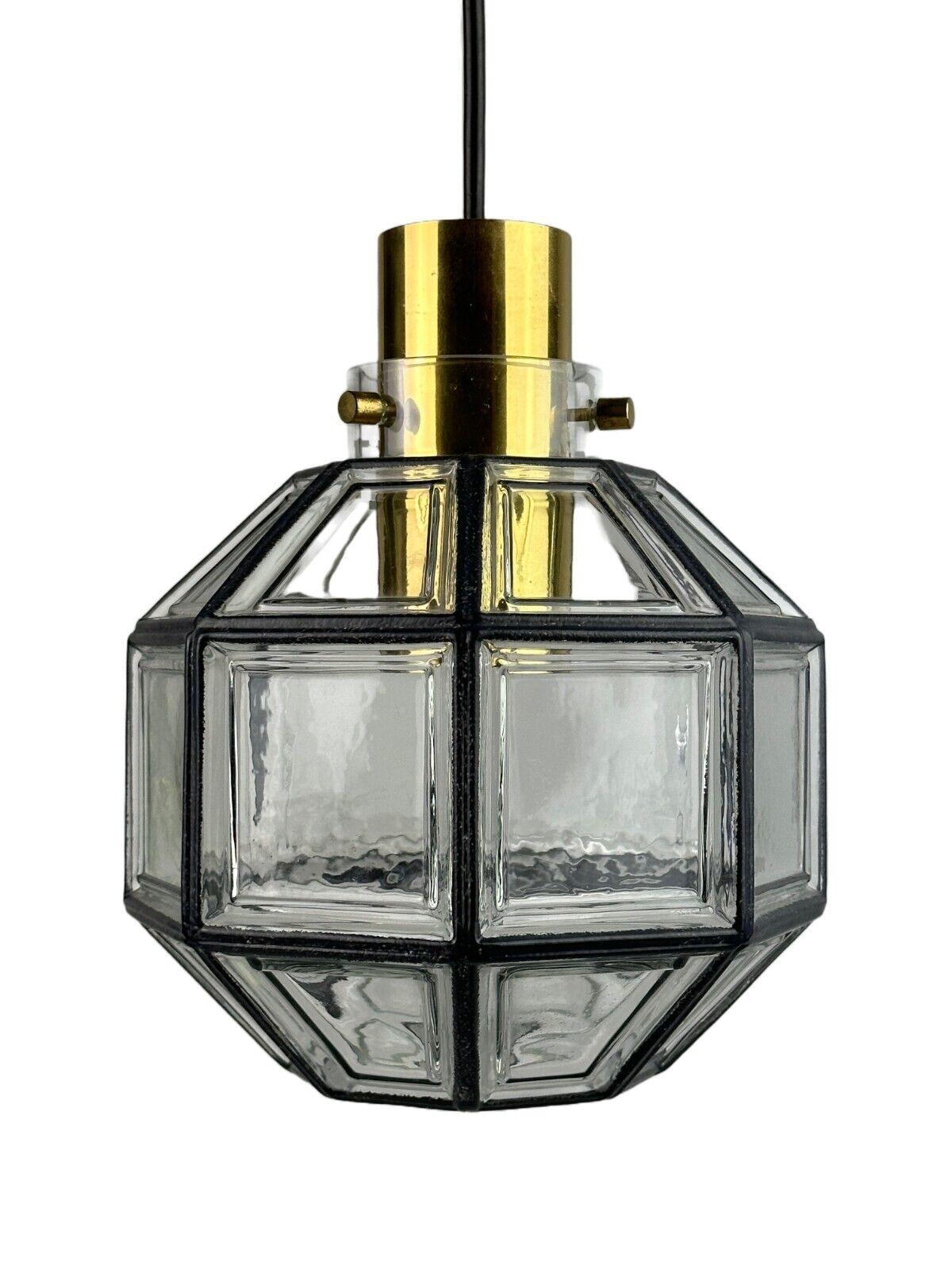 60s 70s lamp light ceiling lamp Limburg glass space age design 60s 70s

Object: ceiling lamp

Manufacturer: Glashütte Limburg

Condition: good

Age: around 1960-1970

Dimensions:

Diameter = 21.5cm
Height = 26cm

Other notes:

E27 socket

The