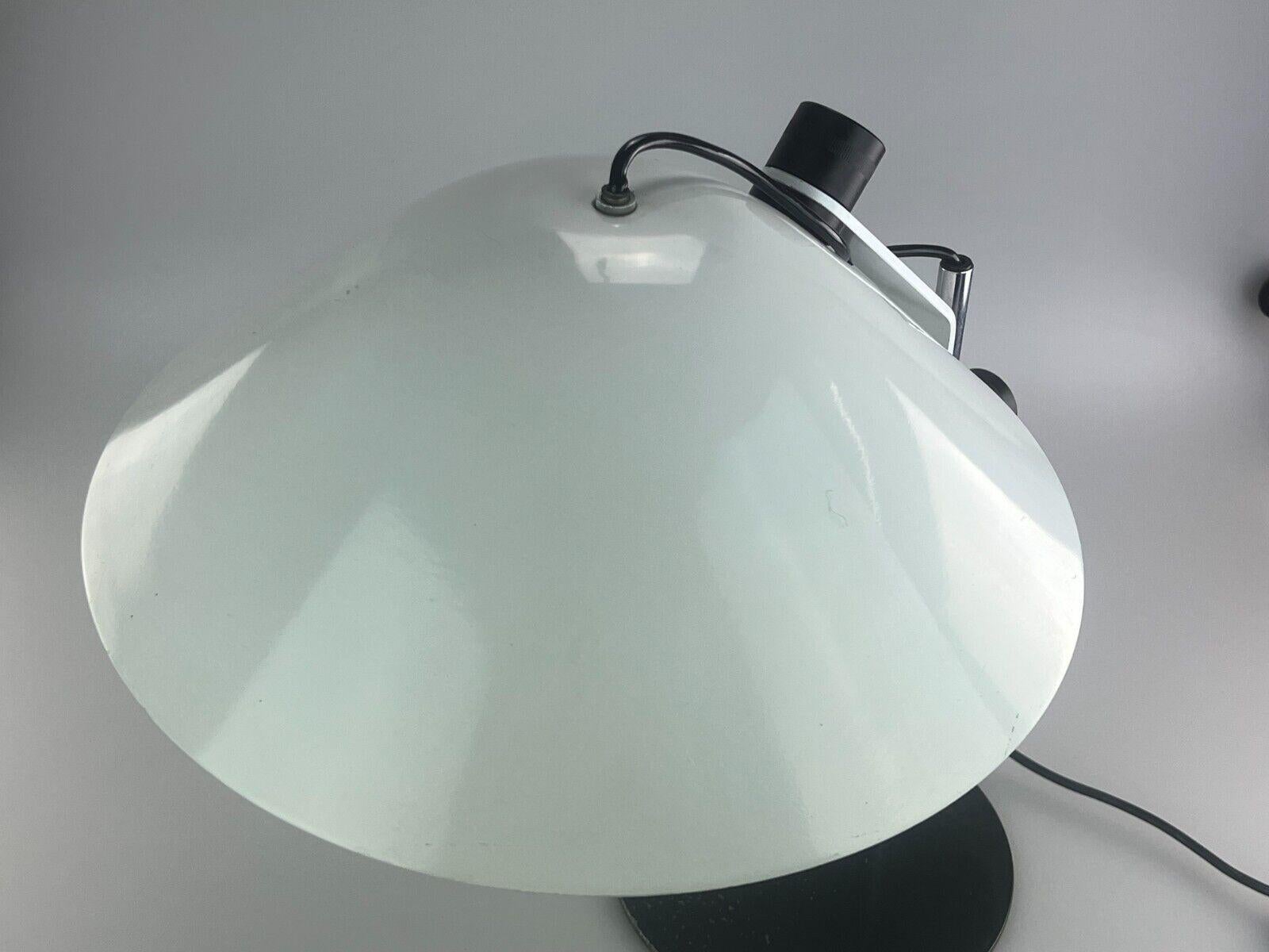 60s 70s lamp light table lamp desk lamp Space Age Design  In Good Condition For Sale In Neuenkirchen, NI