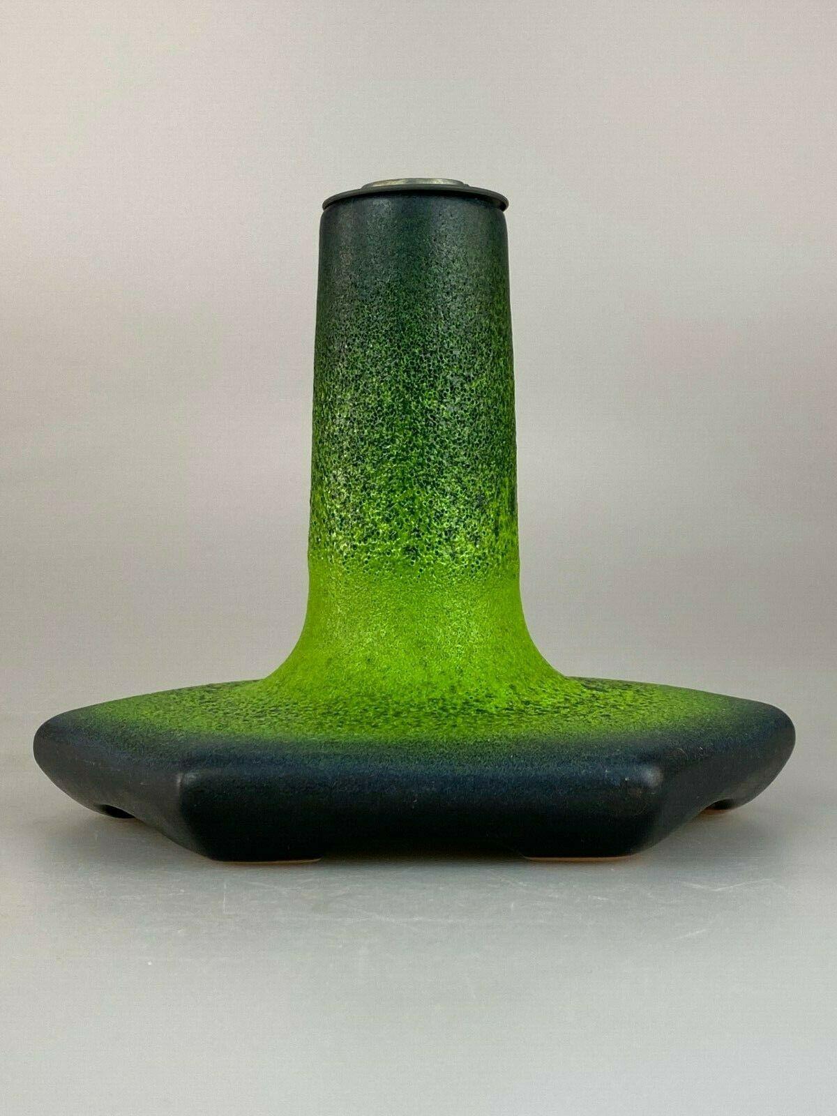 60s 70s lamp light wall lamp ceramic mid century space age 60s 70s

Object: wall lamp

Manufacturer:

Condition: good

Age: around 1960-1970

Dimensions:

Diameter = 18.5cm
Height = 14.5cm

Other notes:

The pictures serve as part