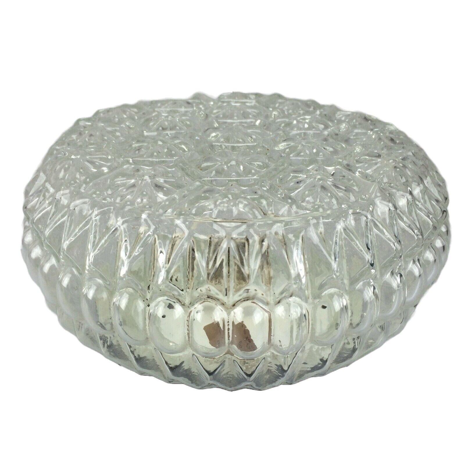 60s 70s Lamp luminaire plafoniere flush mount glass space age design

Object: plafoniere

Manufacturer:

Condition: good

Age: around 1960-1970

Dimensions:

Diameter = 19cm
Height = 10cm

Other notes:

The pictures serve as part of