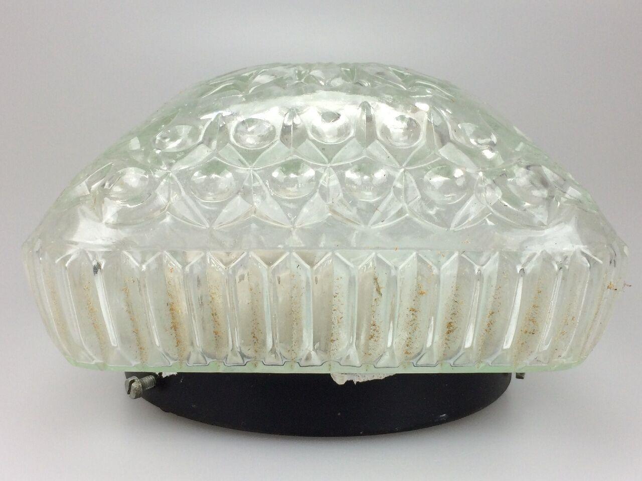 Allemand Lampe Plafonière lumineuse en verre encastrée des années 60 et 70 Design de l'ère spatiale en vente