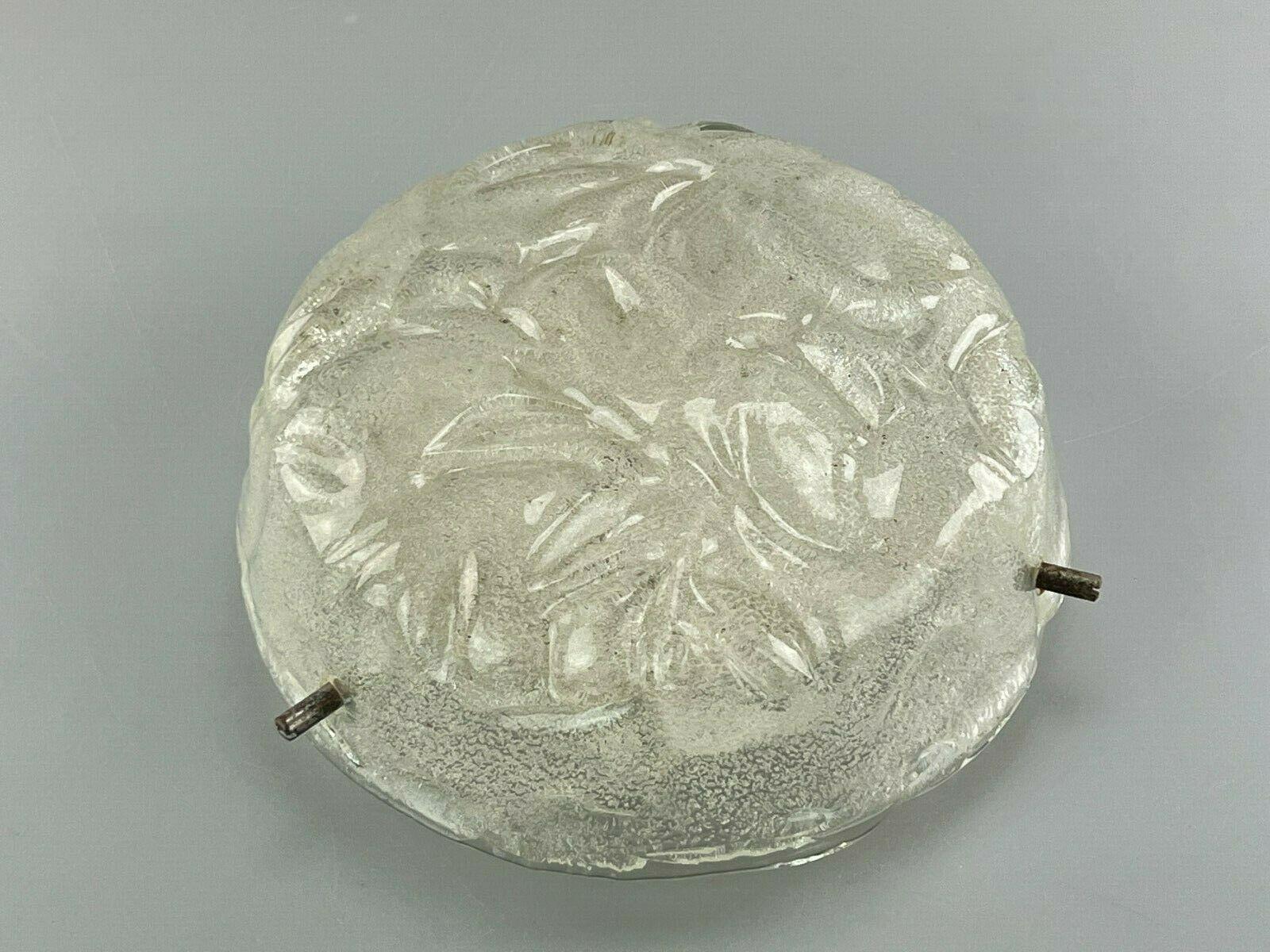 60s 70s Lamp Luminaire Plafoniere Flush Mount Ice Glass Space Age Design

Object: plafoniere

Manufacturer:

Condition: good - vintage

Age: around 1960-1970

Dimensions:

Diameter = 26.5cm
Height = 10cm

Other notes:

The pictures