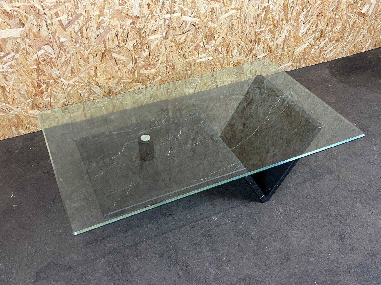 Européen Table basse en marbre, table en verre, design de l'ère spatiale, années 60 en vente