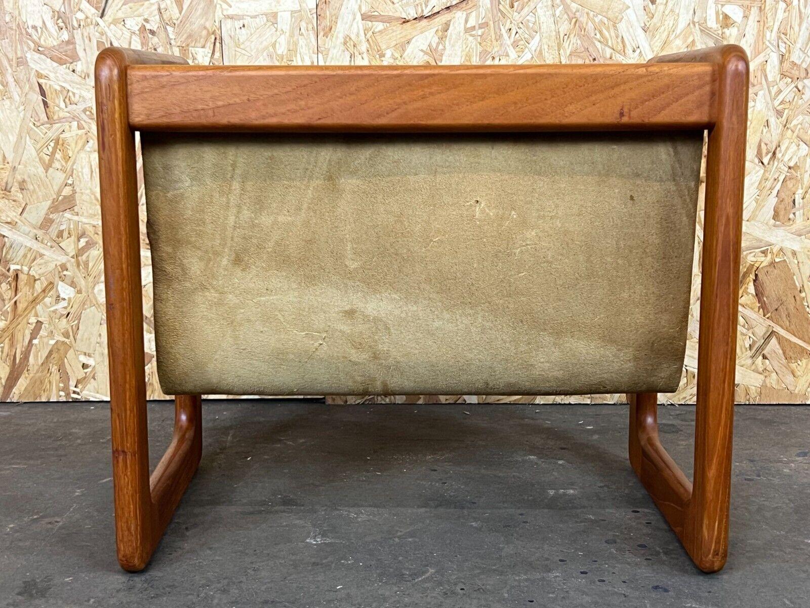 1960s 1970s Newspaper Holder Magazine Rack Aksel Kjersgaard Teak & Suede In Good Condition For Sale In Neuenkirchen, NI