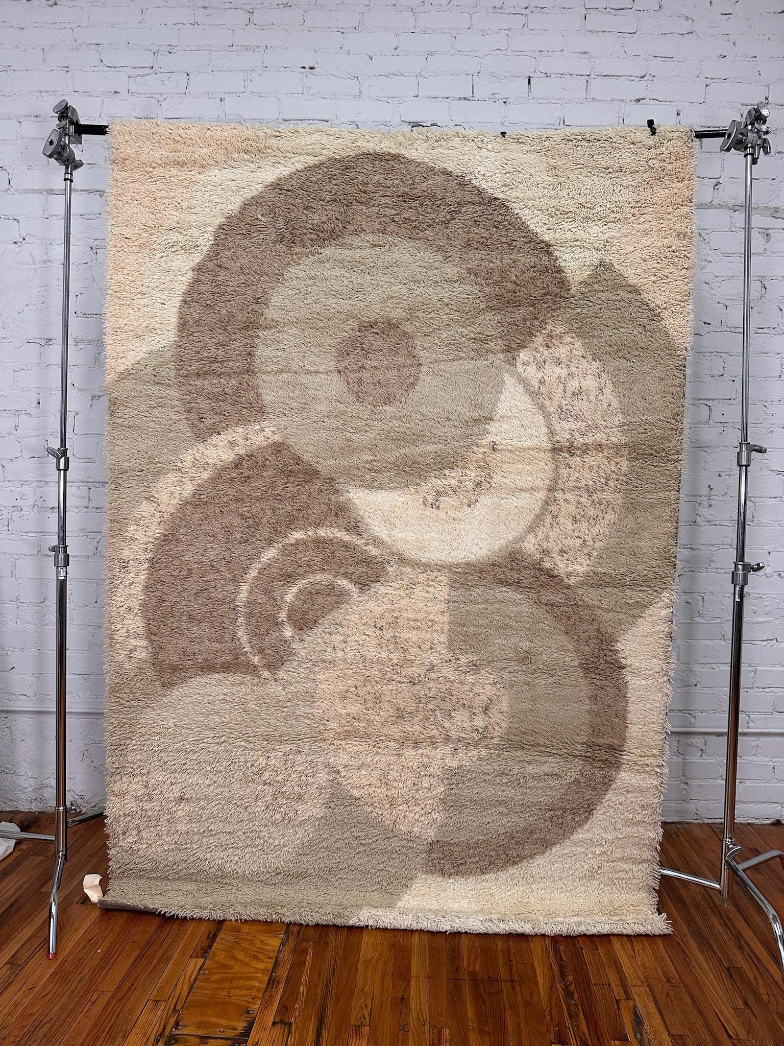 Provenant d'une collection folle qui a été conservée pendant des décennies !
Tous les nouveaux tapis vintage des années 60/70 UNUSED !

Tapis Rya Overlapping Circle Cream Light Brown

100% Authentique ! !!



Condit : Nouveau sans étiquettes, état