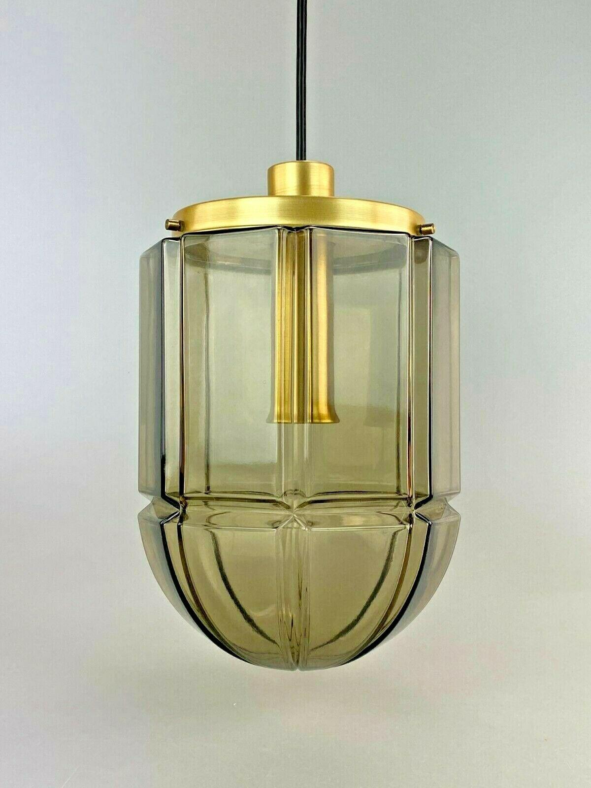 60s 70s Peill & Putzler hanging lamp ceiling lamp glass space design lamp

Object: lamp

Manufacturer: Peill & Putzler

Condition: good

Age: around 1960-1970

Dimensions:

Diameter = 20cm
Height = 32cm

Other notes:

The pictures