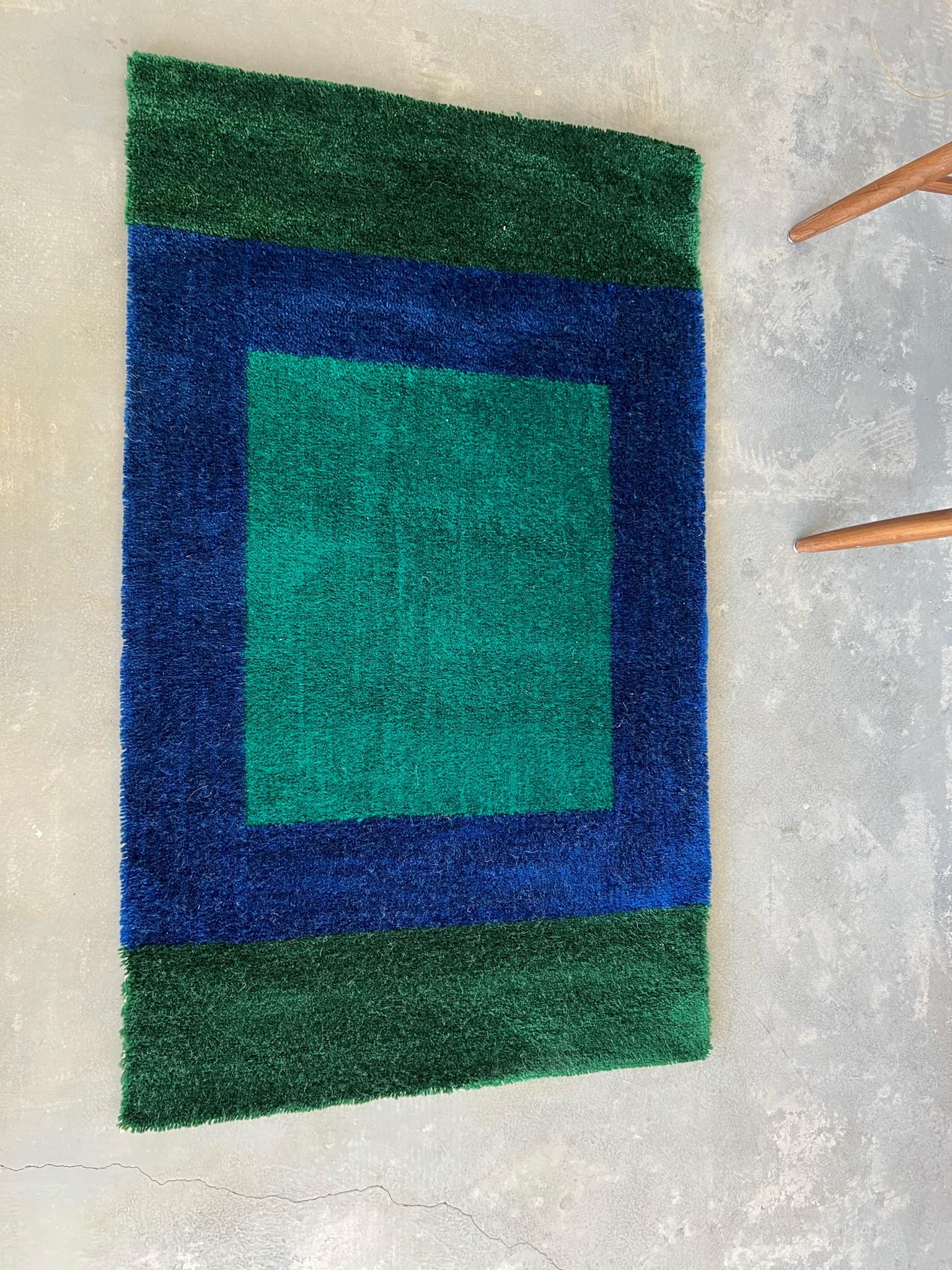 Mid-Century Modern 60's 70's REGAL RUGS INDIANA UNUSED Rya Rug Mid Century Modern Teal Wool For Sale