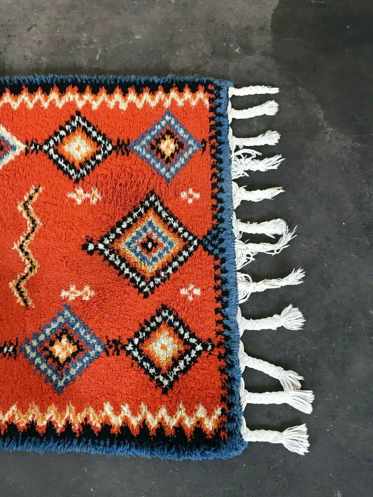 Tapis de couloir à motif de fleurs de l'ère spatiale des années 60 et 70 Bon état - En vente à Neuenkirchen, NI