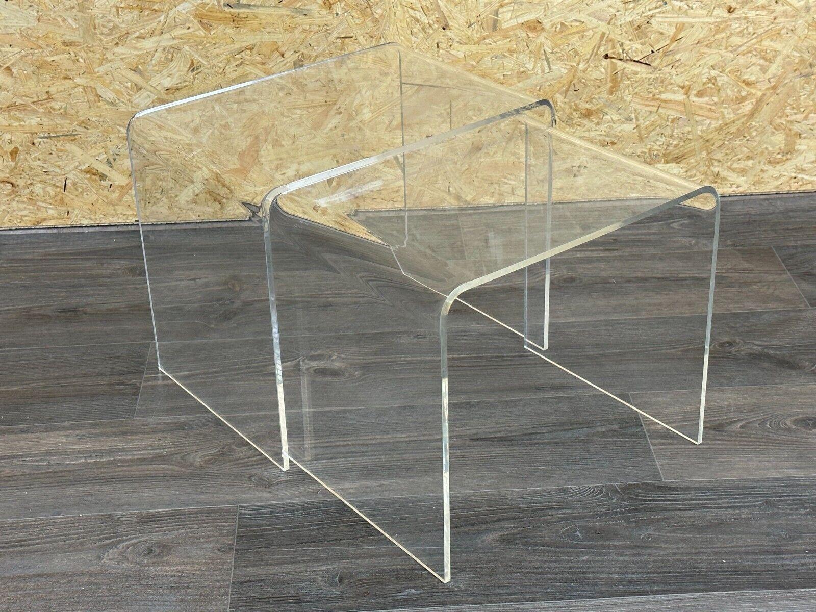 Allemand 60s 70s Tables d'appoint Tables gigognes Acrylique Plastique Space Age Design en vente