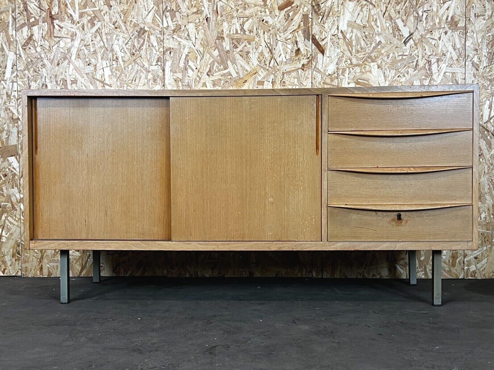 60s 70s sideboard credenza cabinet Danish Modern Design Denmark 70s

Object: sideboard

Manufacturer:

Condition: good - vintage

Age: around 1960-1970

Dimensions:

150cm x 50cm x 74cm

Other notes:

The pictures serve as part of