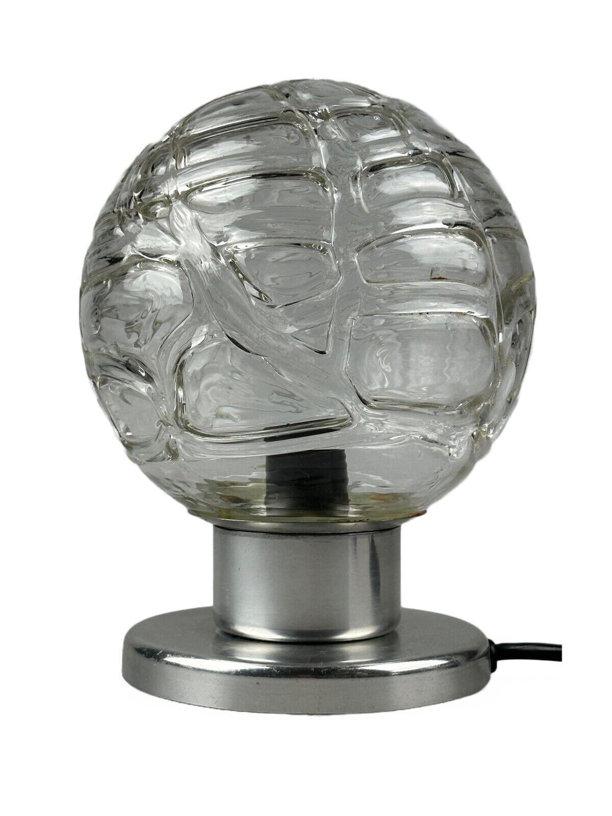 60s 70s table lamp bedside lamp chrome Doria glass space age design

Object: table lamp

Manufacturer: Doria

Condition: good

Age: around 1960-1970

Dimensions:

Diameter = 15cm
Height = 19.5cm

Other notes:

E14 socket

The pictures serve as part