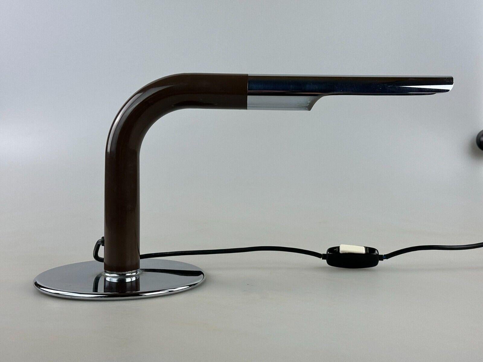 60s 70s lampe de table Ingo Maurer lampe à tube Gulp chrome métal A Space en vente 4