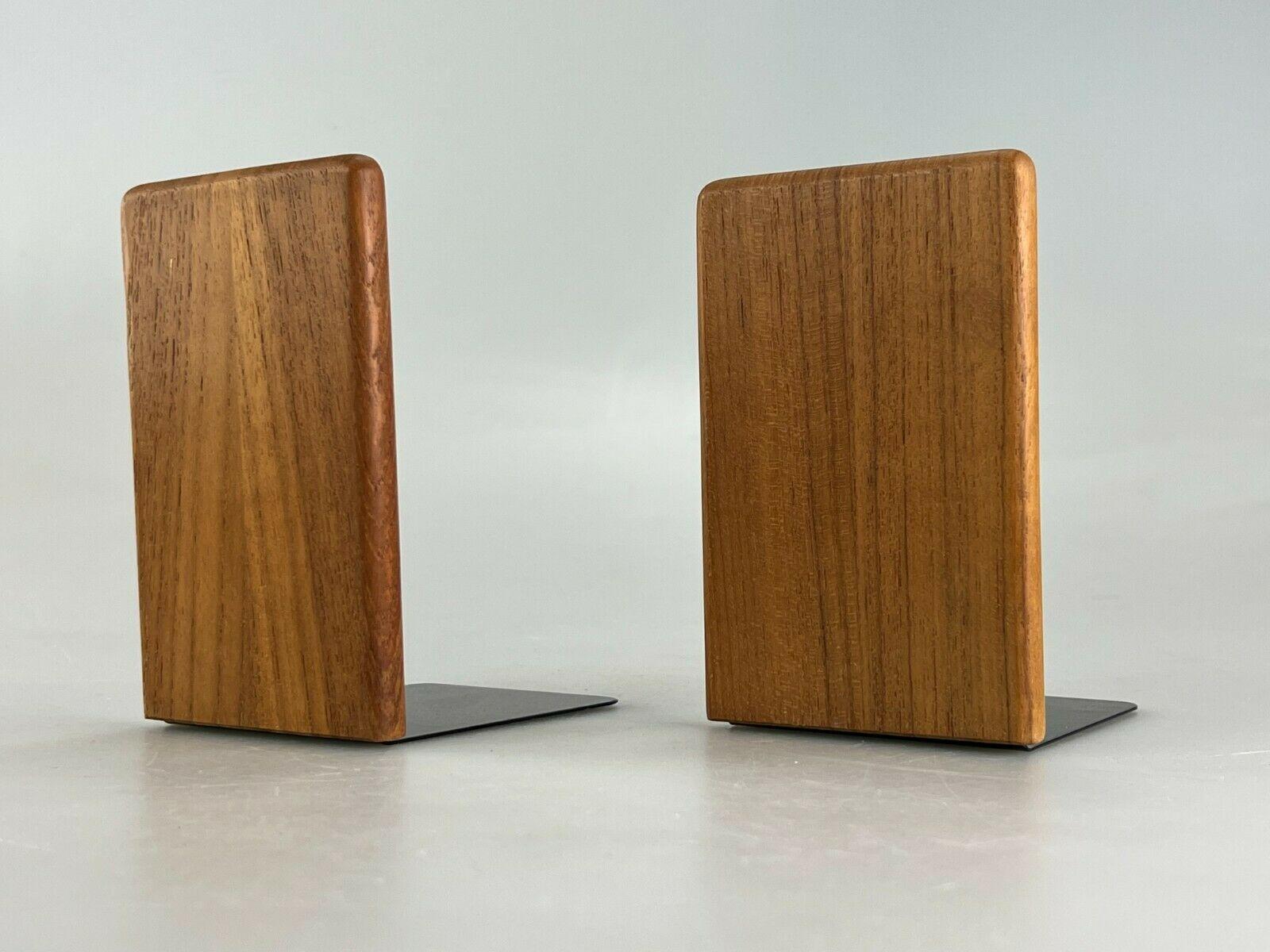 60s 70s teak bookends Buchhalter Danish Modern Design

Object: 2x bookends

Manufacturer: 

Condition: good

Age: around 1960-1970

Dimensions:

9cm x 14.5cm x 11cm

Other notes:

The pictures serve as part of the