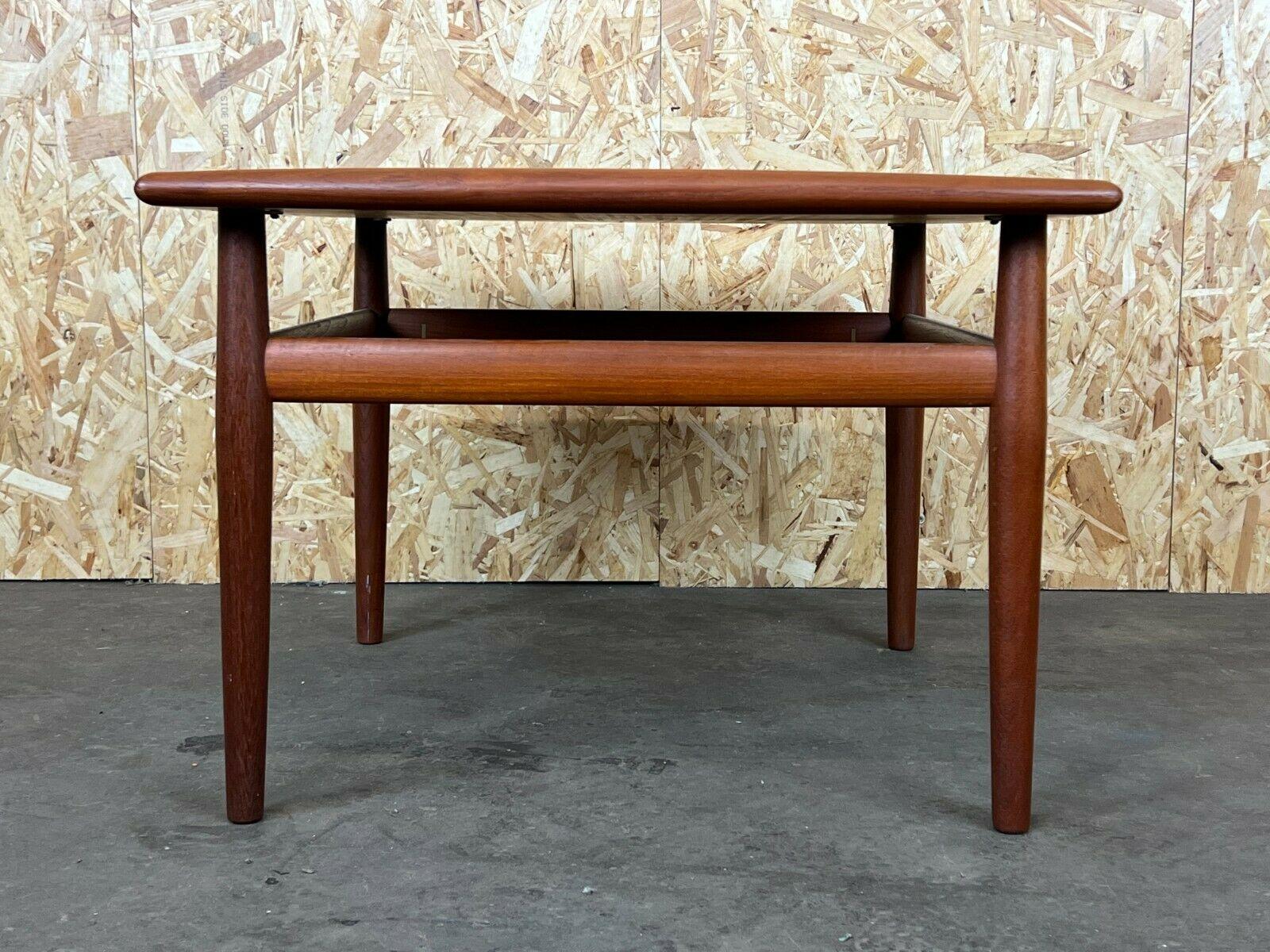 60s 70s Teak Coffee Table Grete Jalk for Glostrup Danish 6 In Good Condition For Sale In Neuenkirchen, NI